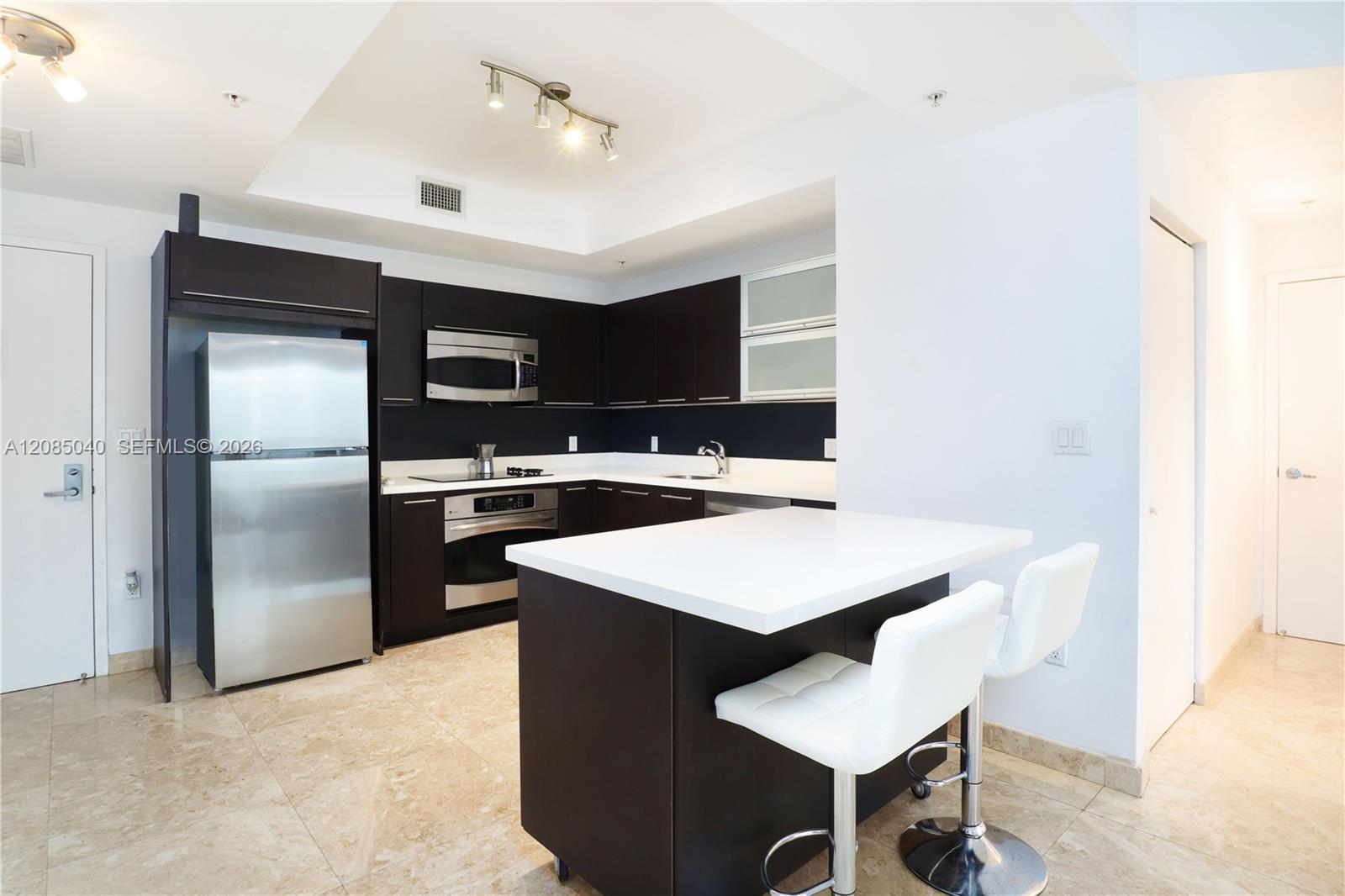 90 SW 3rd St # 3002, Miami FL 33130 photo 4