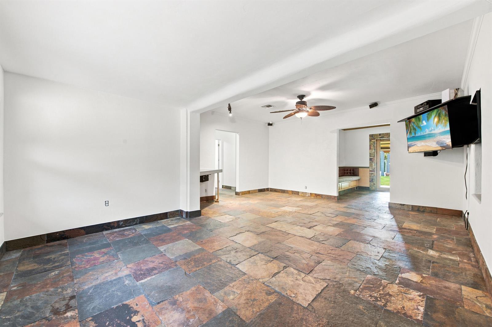 1110 SW 18TH Court, Fort Lauderdale FL 33315 photo 4