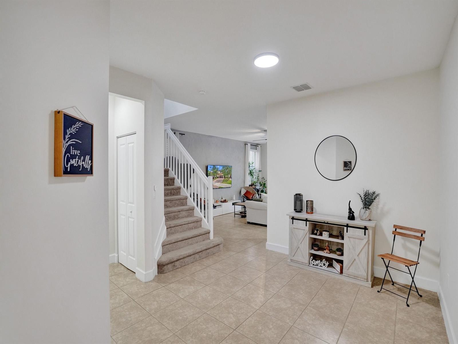 5804 NW 46th Lane, Tamarac FL 33319 photo 3
