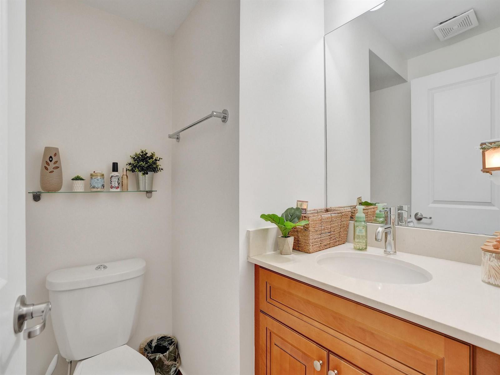 5804 NW 46th Lane, Tamarac FL 33319 photo 4