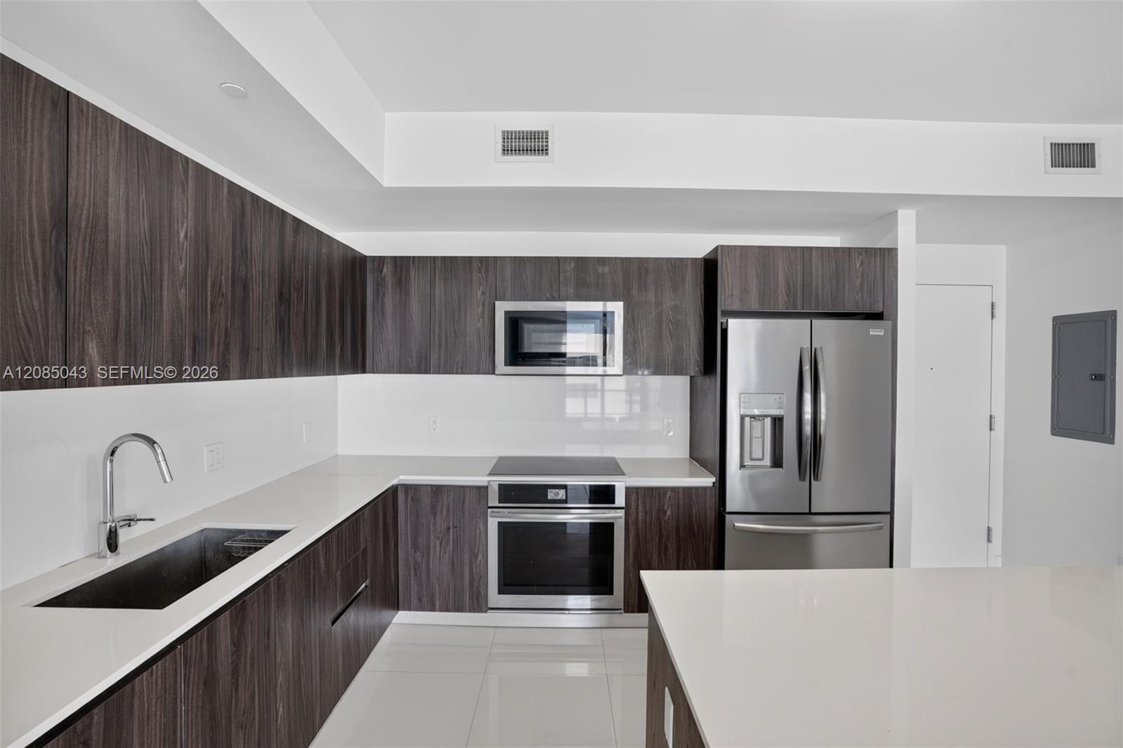 2960 NE 207th St # 1105, Aventura FL 33180 photo 5