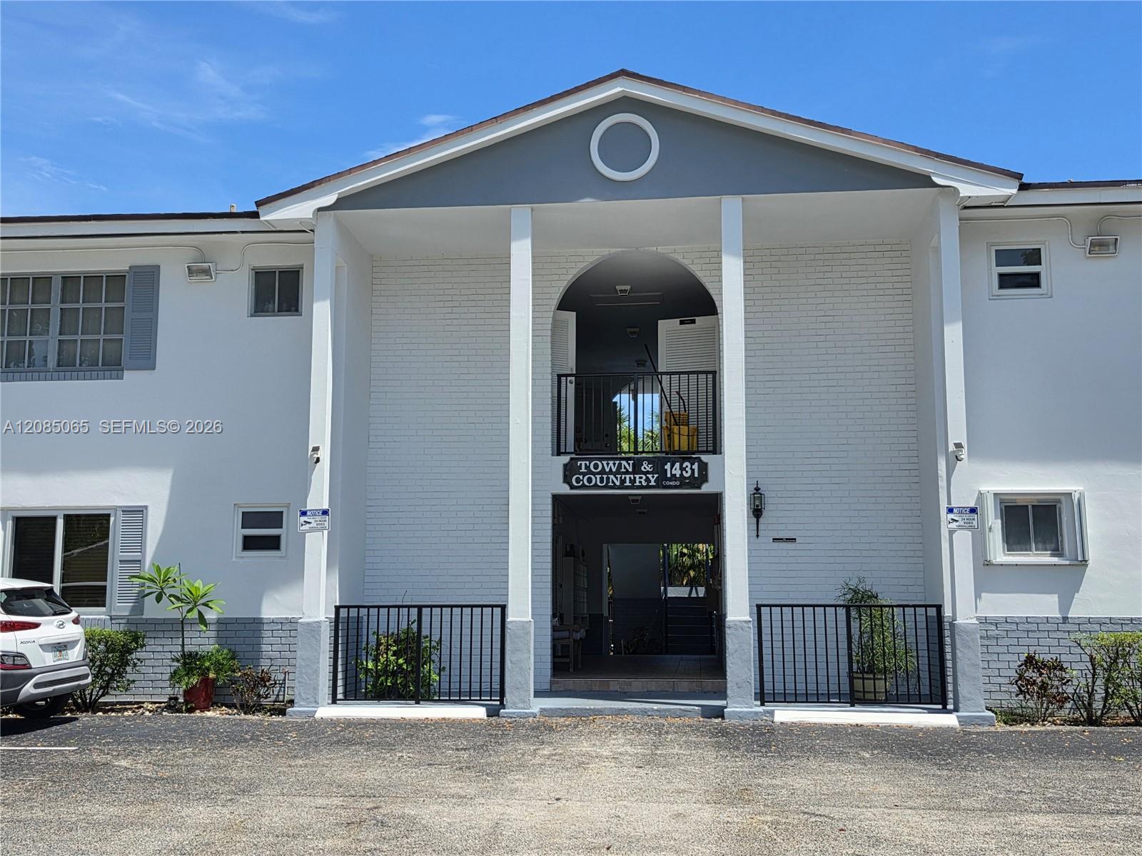 1431 S 14th Ave # 119, Hollywood FL 33020 photo 2