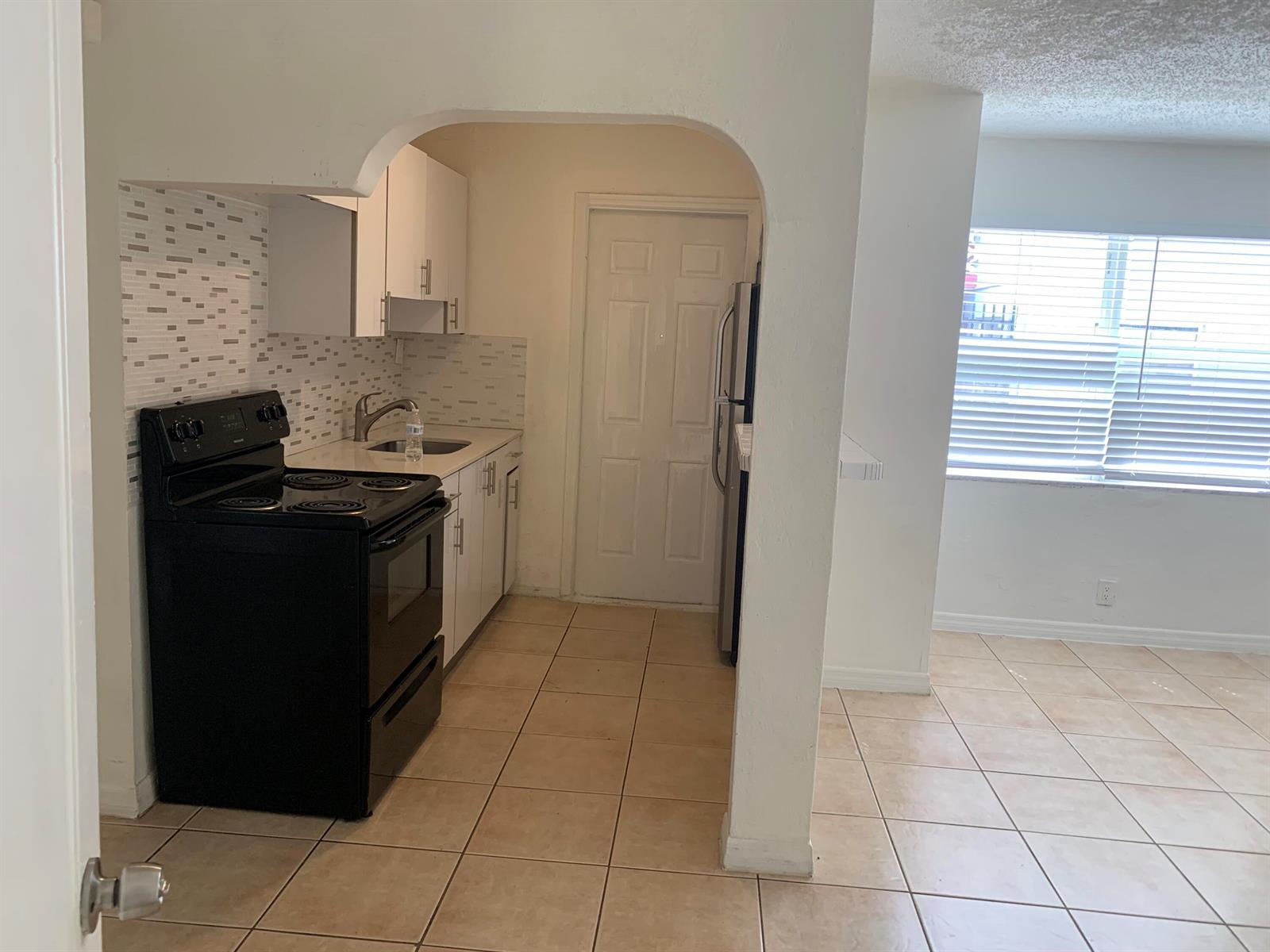 810 S 19TH Avenue # 2, Hollywood FL 33020 photo 3