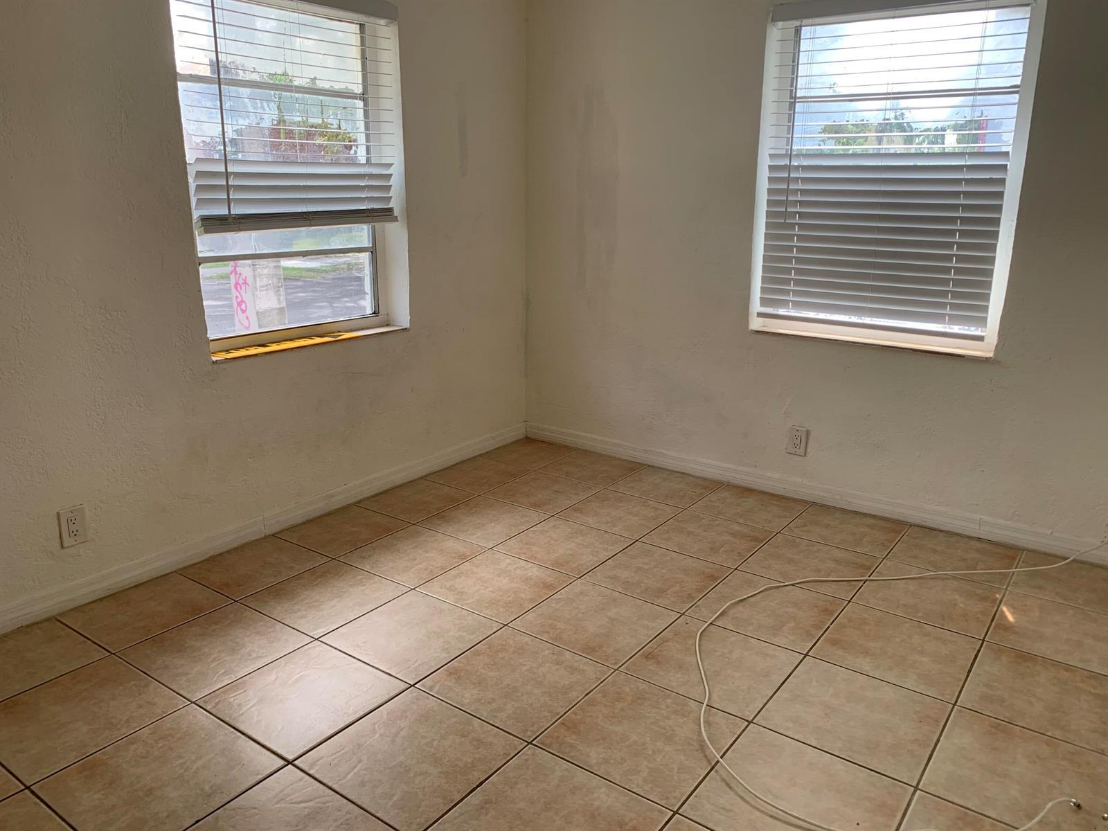 810 S 19TH Avenue # 2, Hollywood FL 33020 photo 4