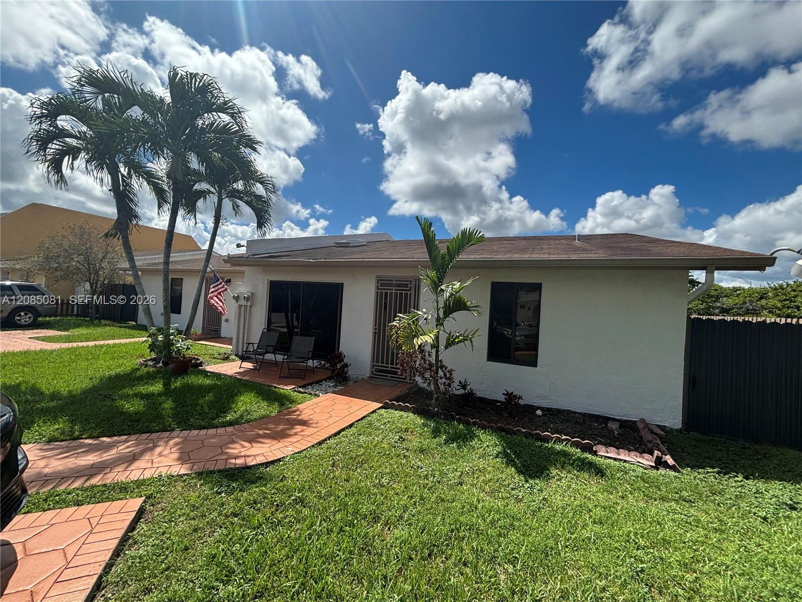 2428 SW 109th Ct, Miami FL 33165 photo 3