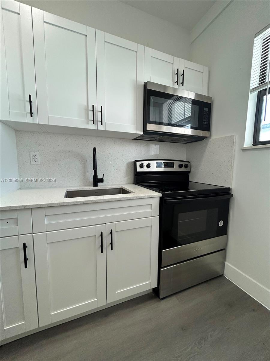 638 SW 21st Ave # 3, Miami FL 33135 photo 5