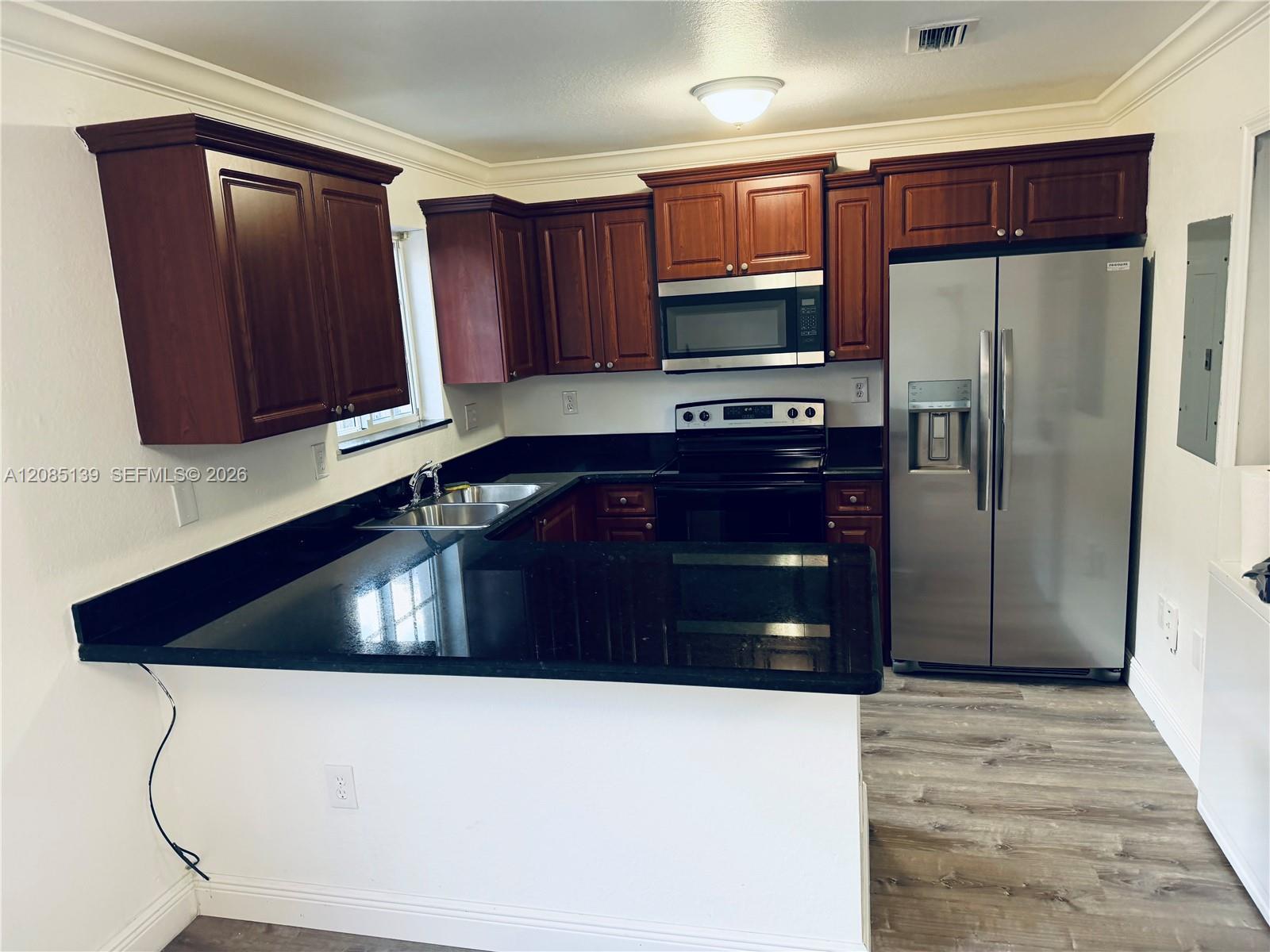 11119 W Okeechobee Rd # 136, Hialeah Gardens FL 33018