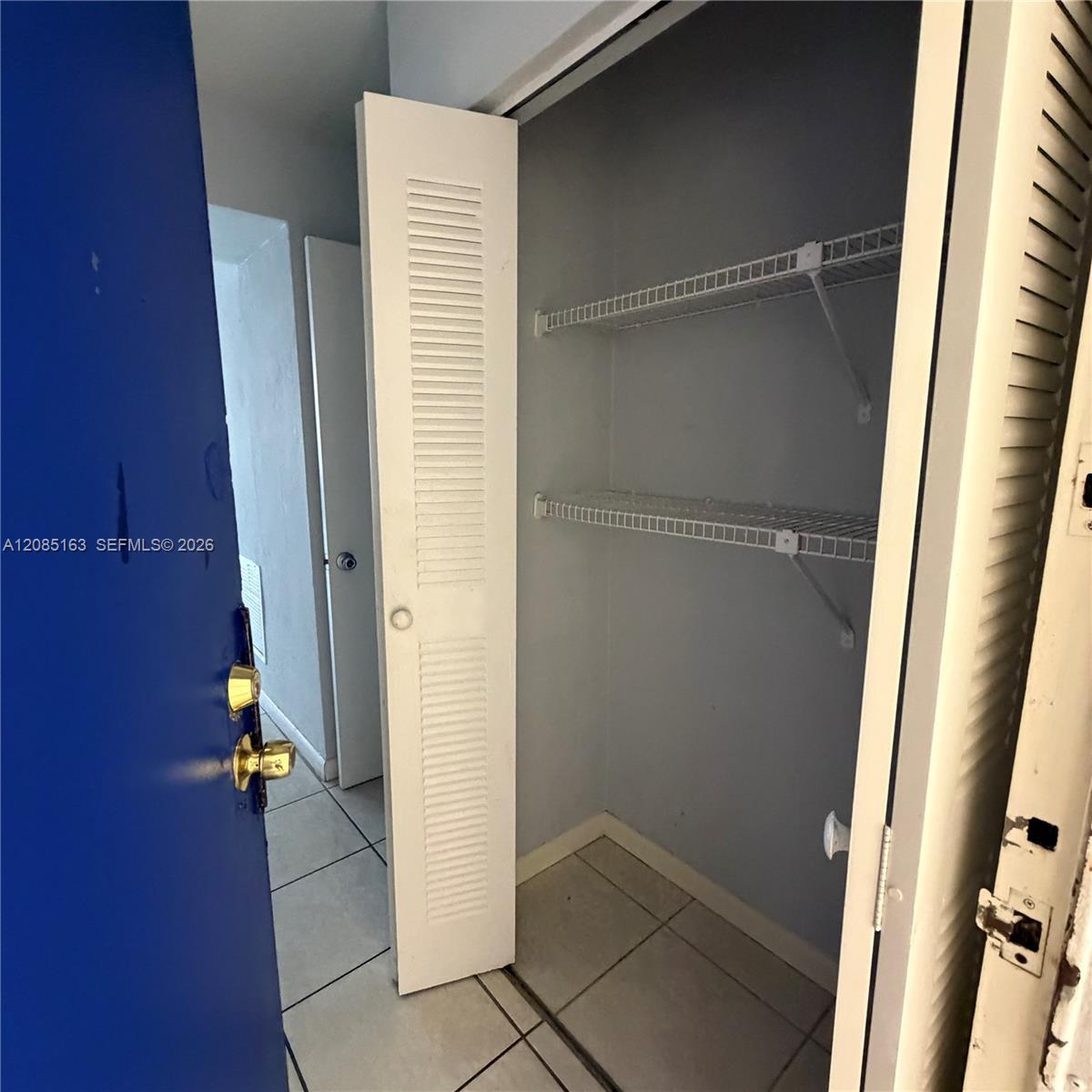 2175 NE 170th St # 307, North Miami Beach FL 33162 photo 2