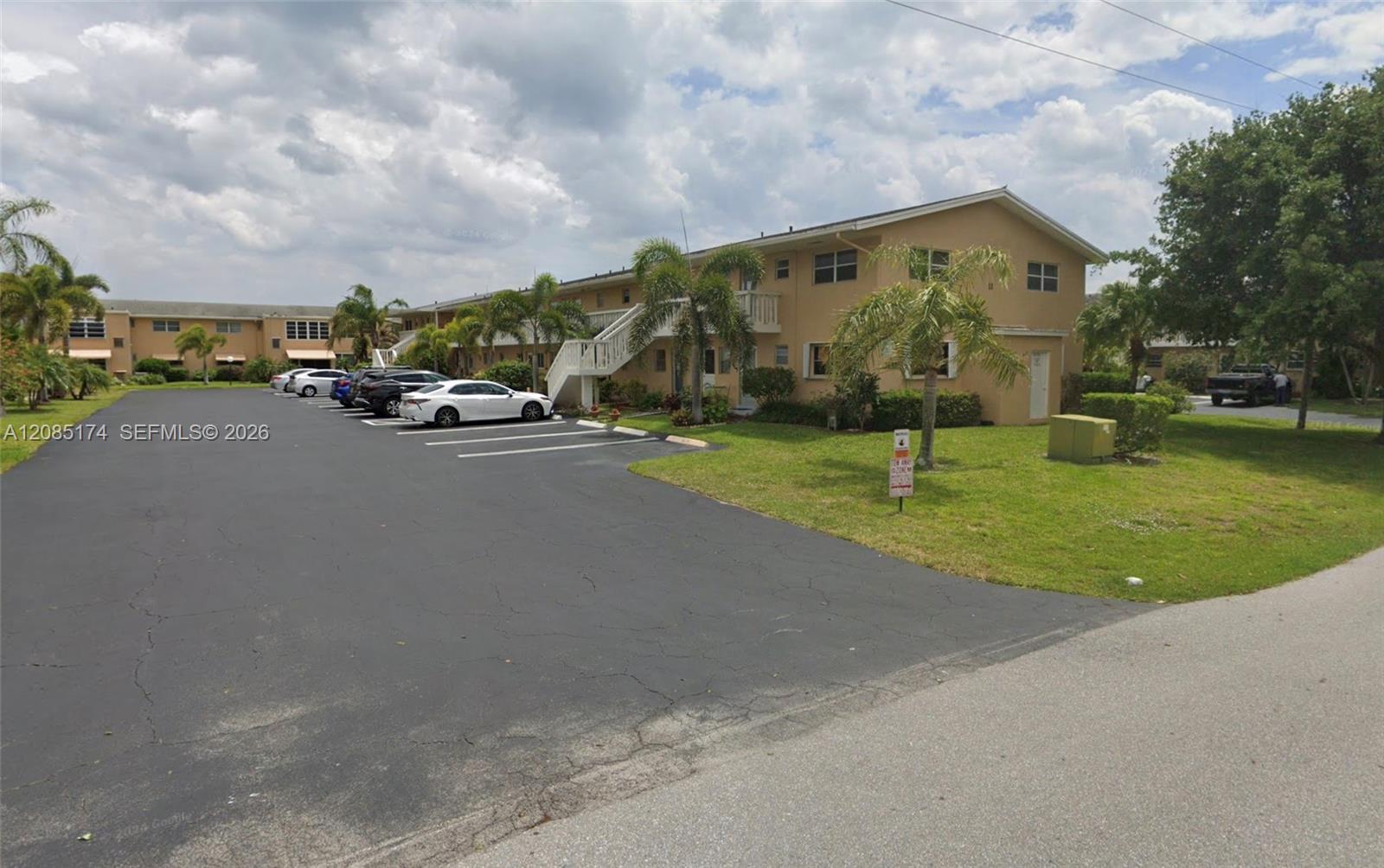 2102 NE 1st Way # 102, Boynton Beach FL 33435