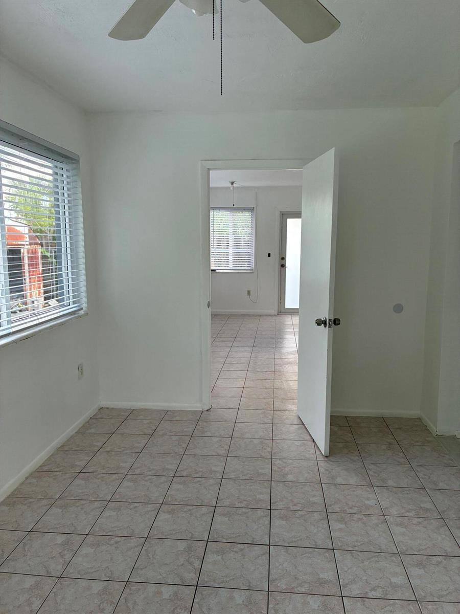 8361 NW 24th Place, Sunrise FL 33322 photo 4