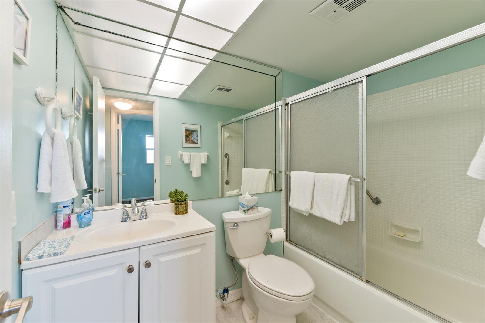 2901 E SUNRISE LAKES Drive E # 310, Sunrise FL 33322 photo 5