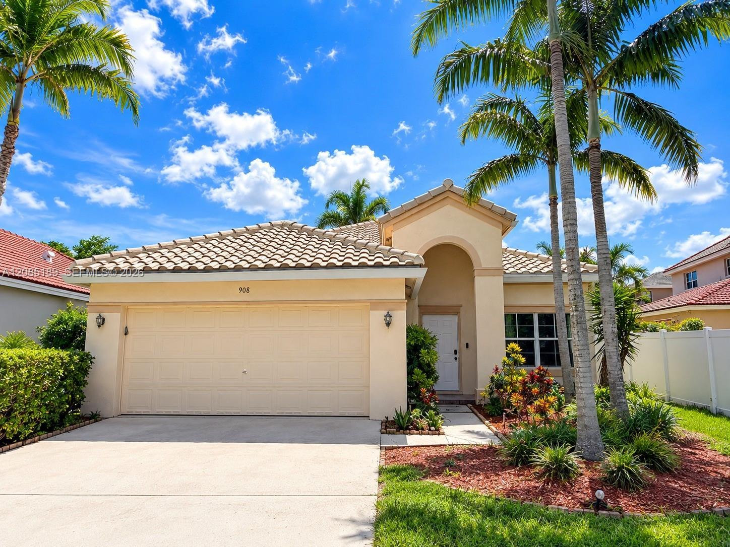 908 Tanglewood Cir # 908, Weston FL 33327 photo 2