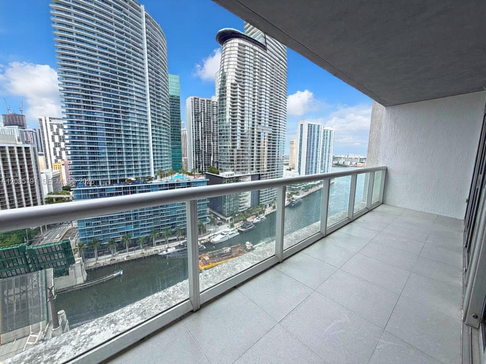 485 Brickell Ave # 2303, Miami FL 33131 photo 2