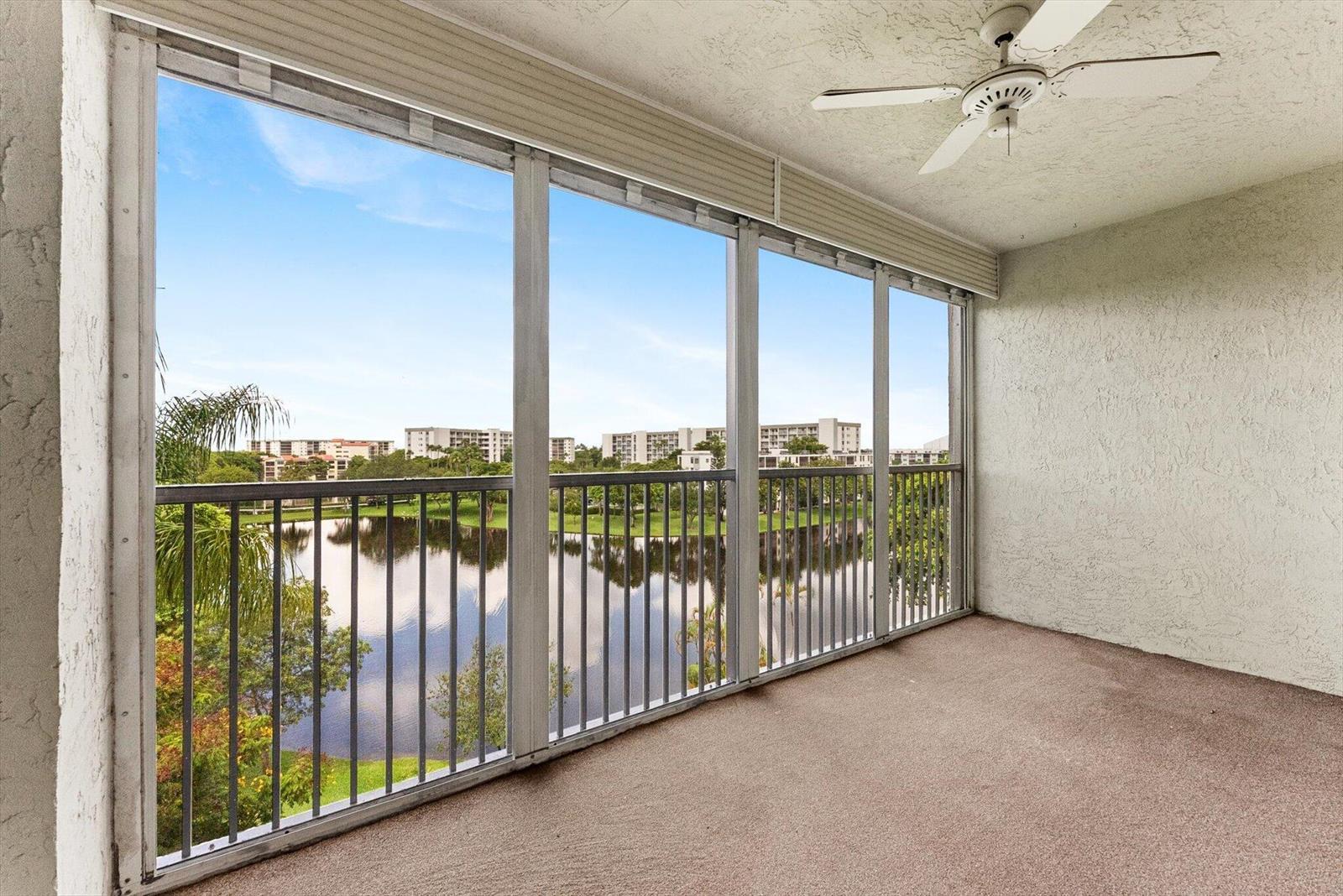 2112 S CYPRESS BEND Drive # 607, Pompano Beach FL 33069