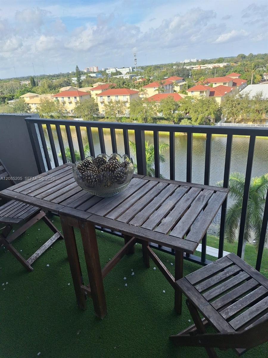2075 NE 164th St # 816, North Miami Beach FL 33162