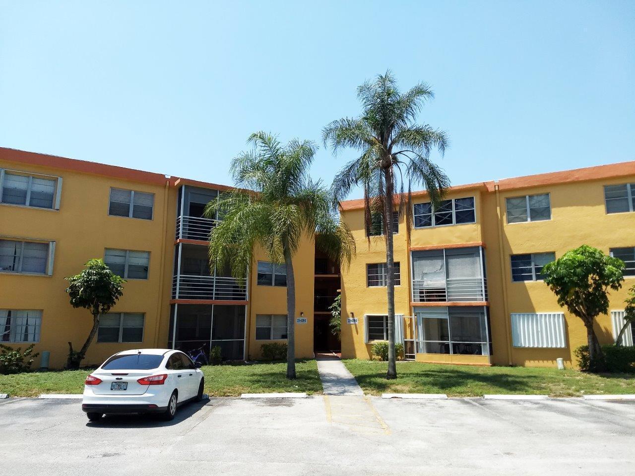 4394 NW 9TH # 3C, Deerfield Beach FL 33064
