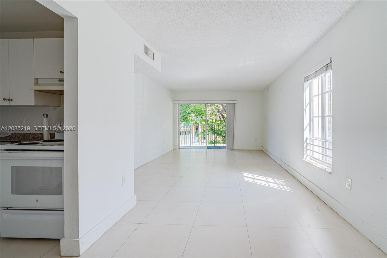 5102 NW 79th Ave # 206, Doral FL 33166 photo 4