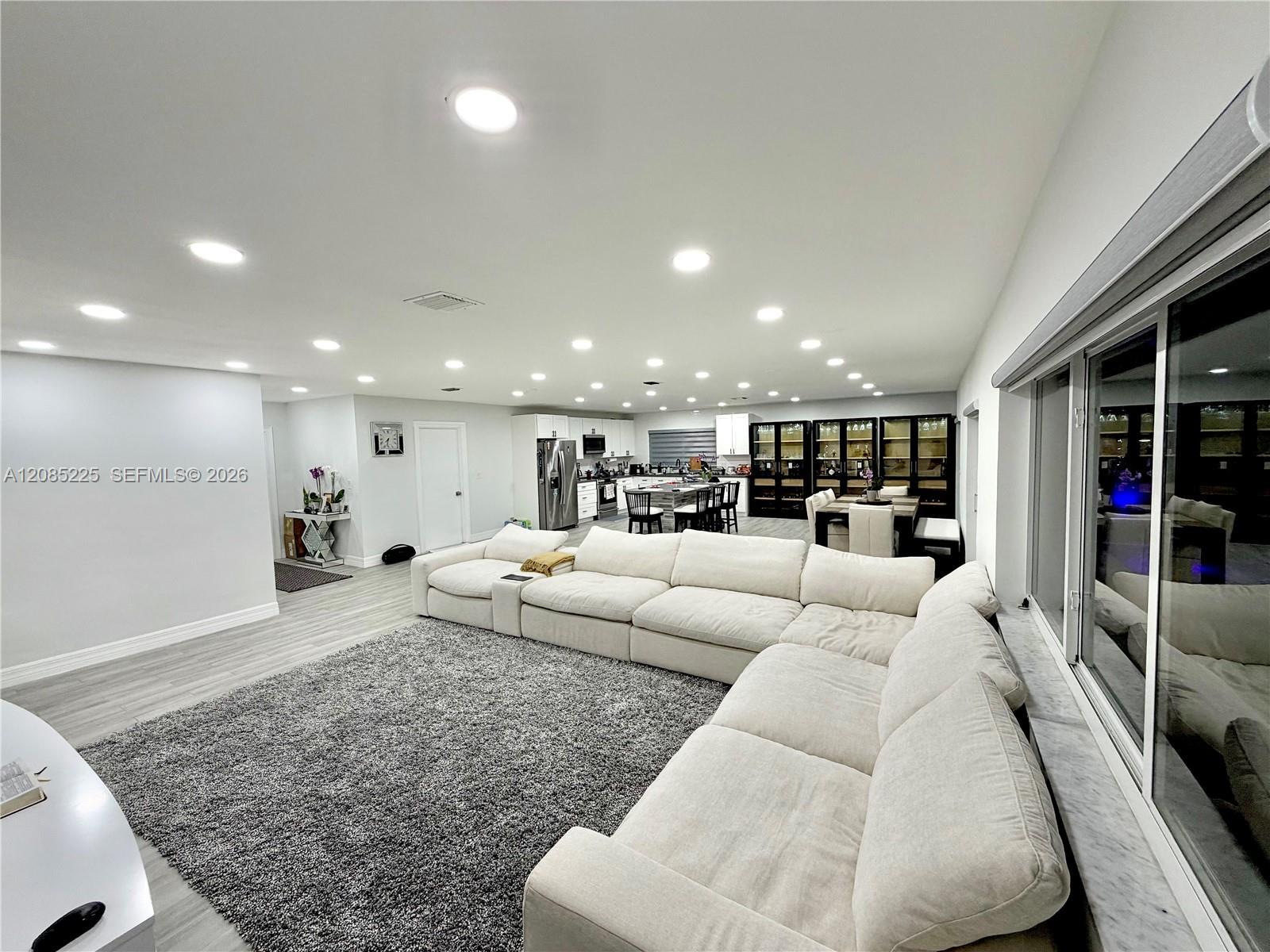1545 NW 11th St, Boca Raton FL 33486 photo 4