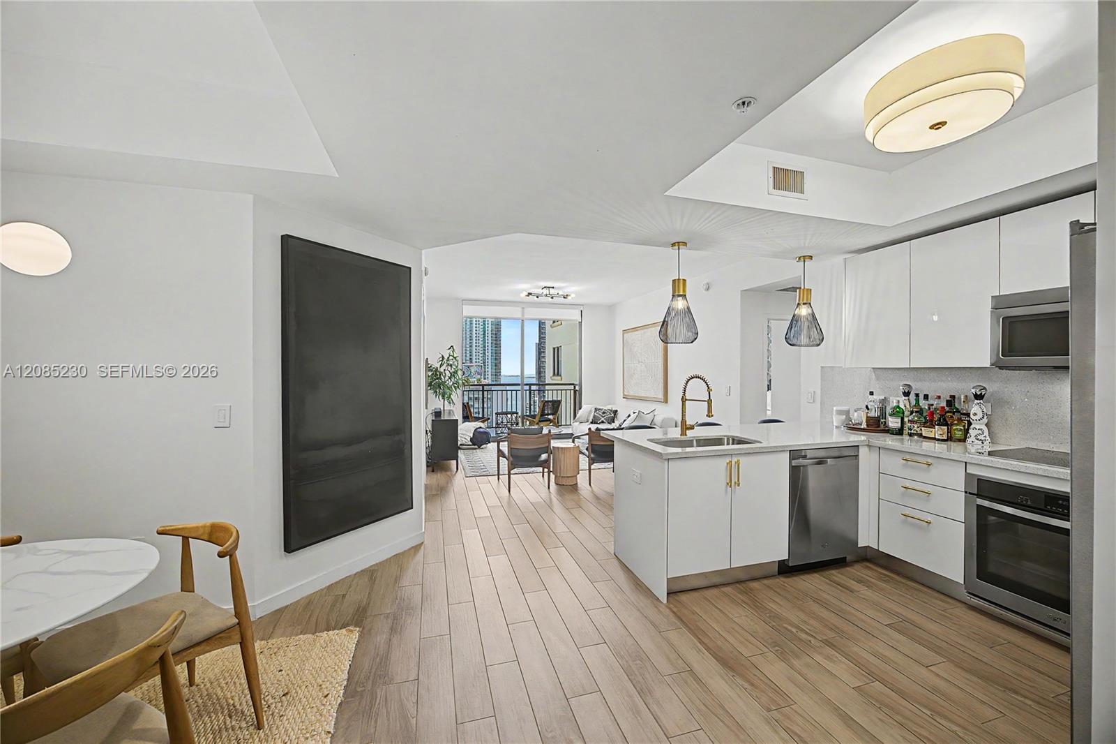 999 SW 1st Ave # 2407, Miami FL 33130 photo 2