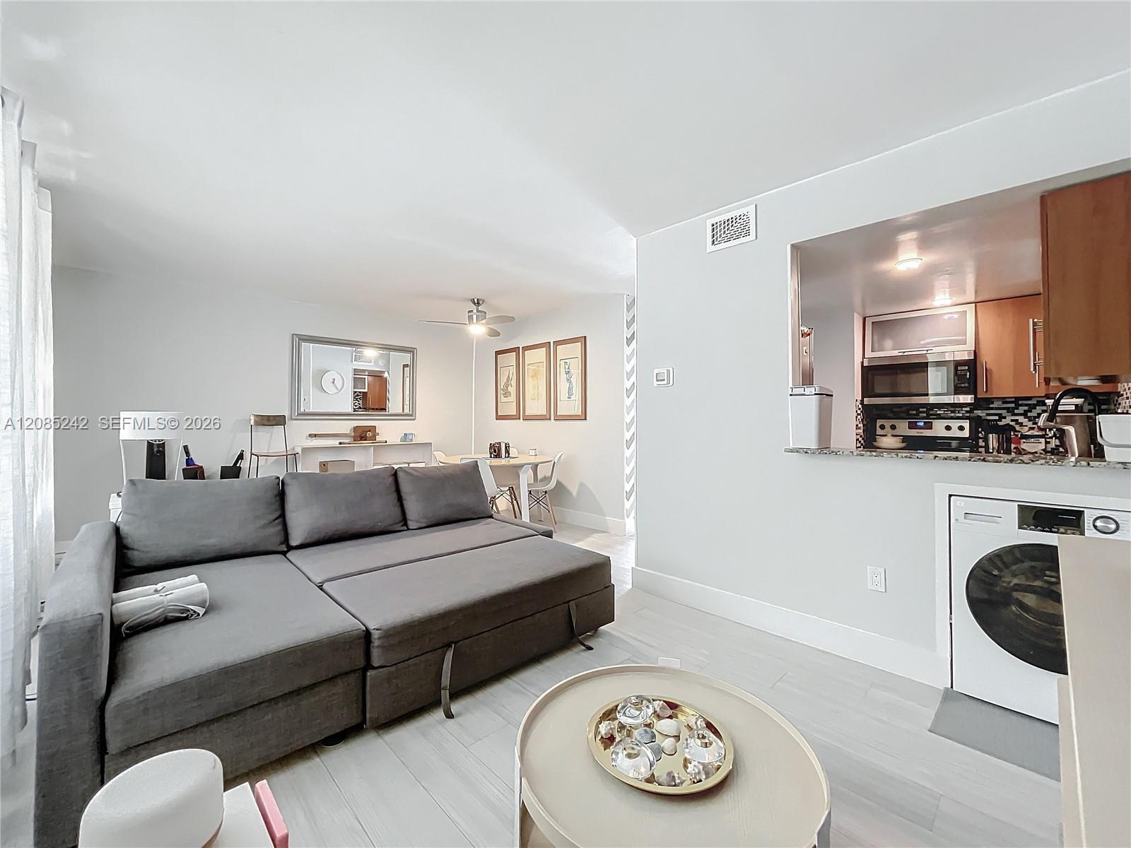 651 NE 60th St # 12, Miami FL 33137 photo 4