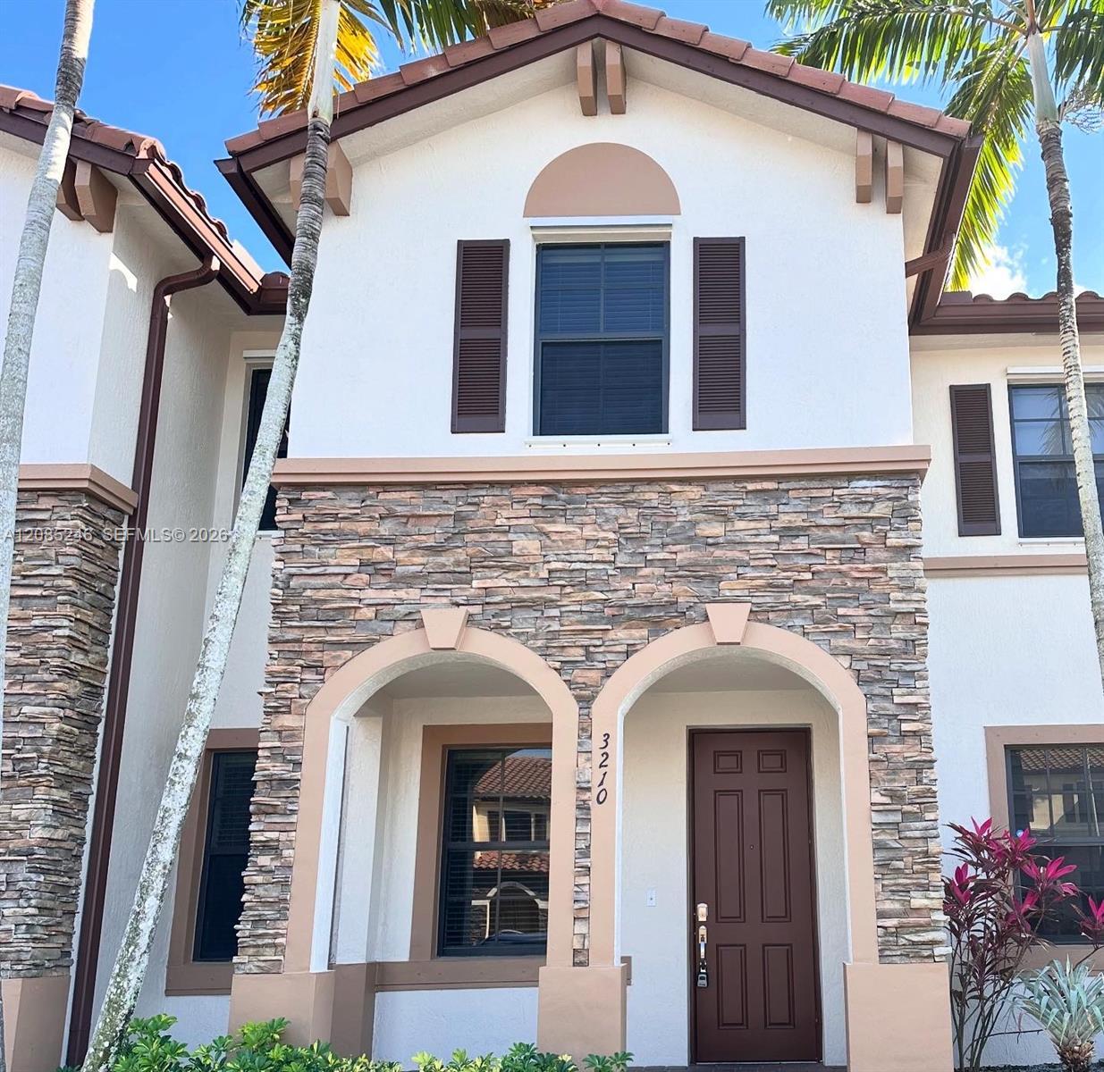 3210 SE 6th St, Homestead FL 33033