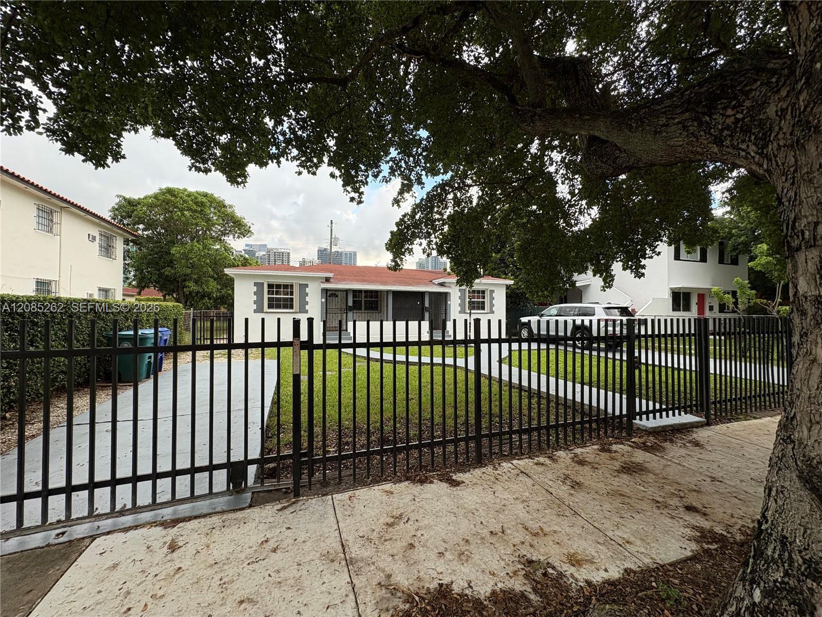 931 SW 6th Ave # 931, Miami FL 33130 photo 2