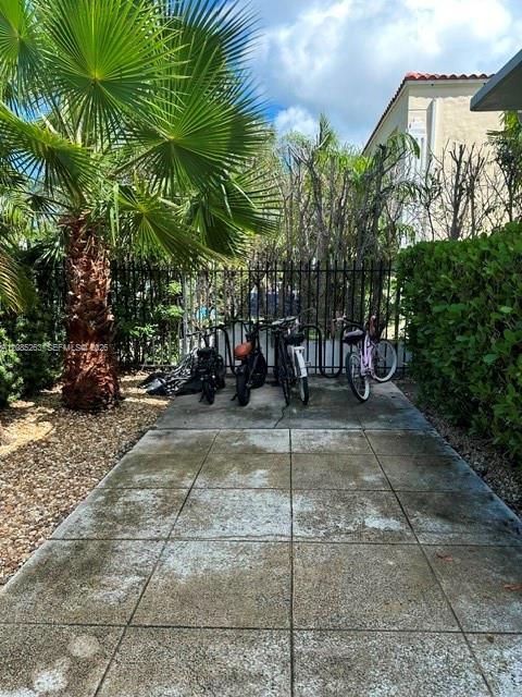 1525 Meridian Ave # 101, Miami Beach FL 33139 photo 2