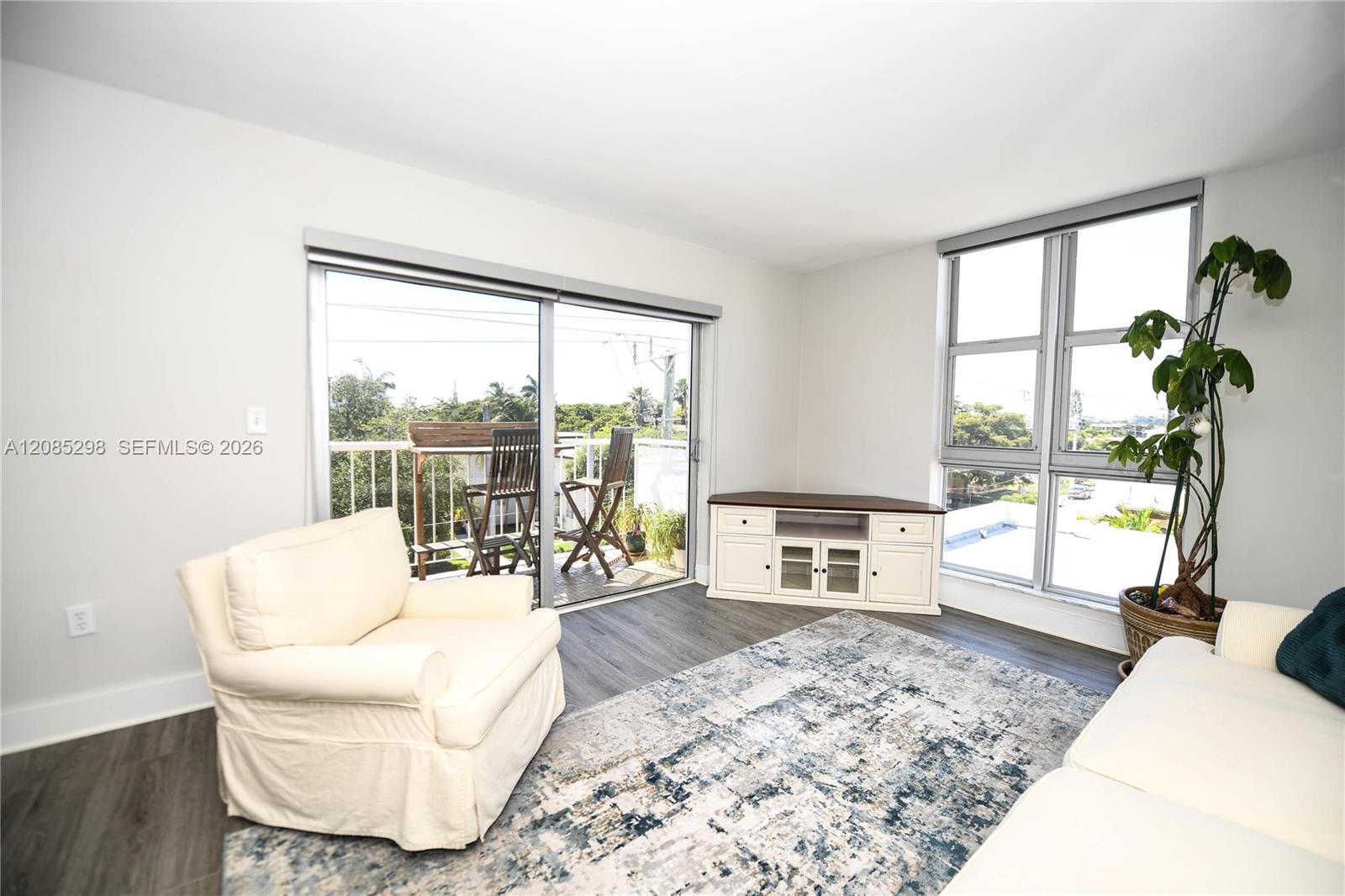 8305 Crespi Blvd # 4D, Miami Beach FL 33141 photo 5