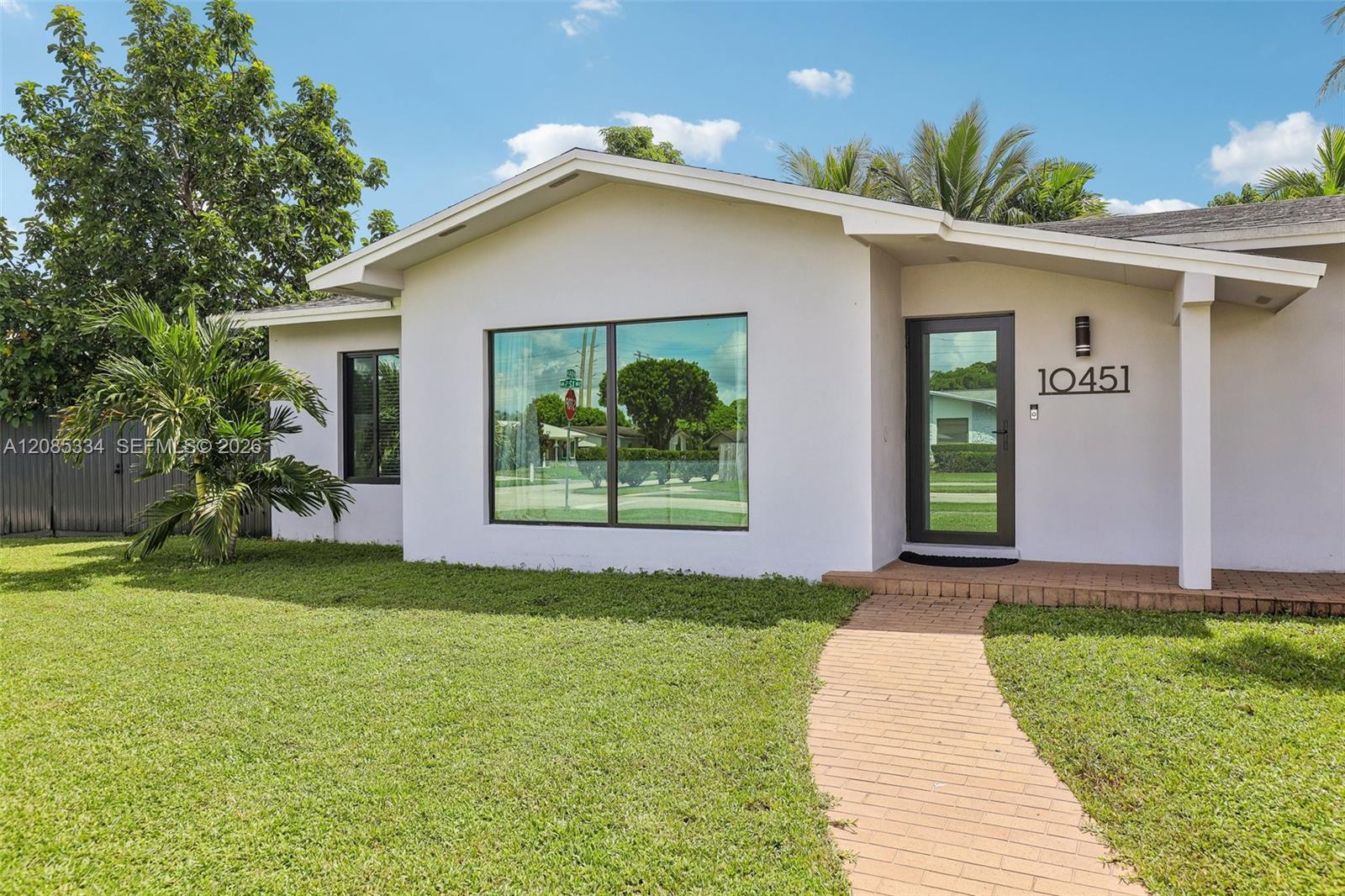 10451 SW 125th Ave, Miami FL 33186 photo 2