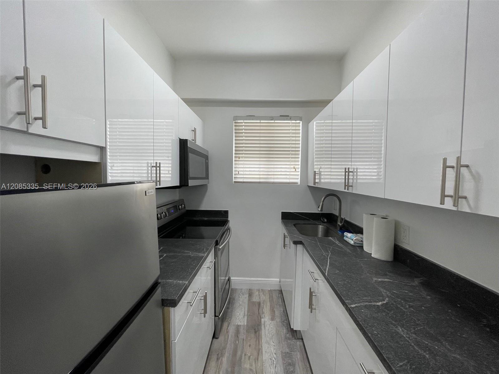 29 Oviedo Ave # 3, Coral Gables FL 33134 photo 5