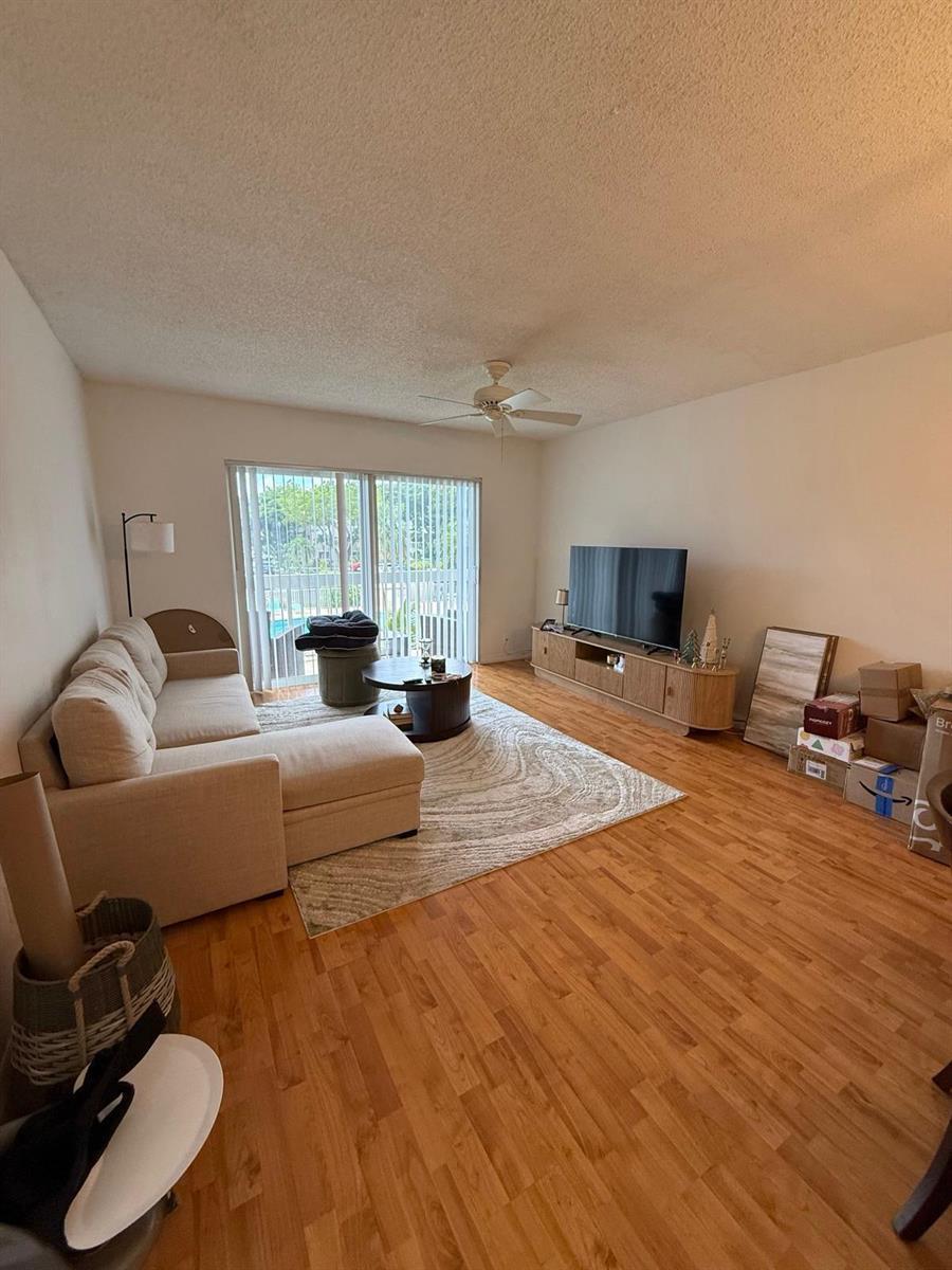 7820 Camino Real # 203, Miami FL 33143 photo 3
