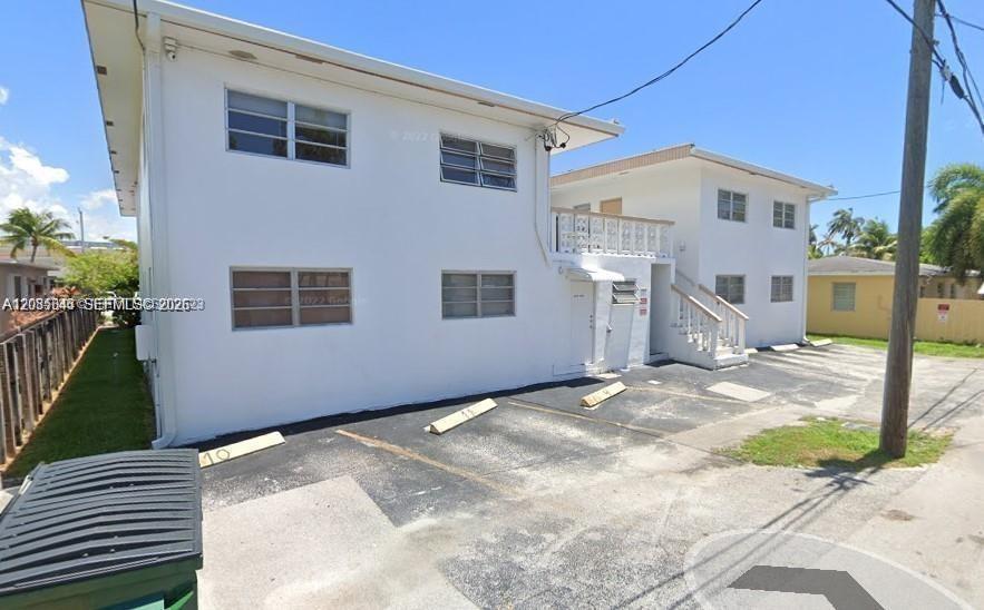 1610 Liberty St # 5, Hollywood FL 33020 photo 2