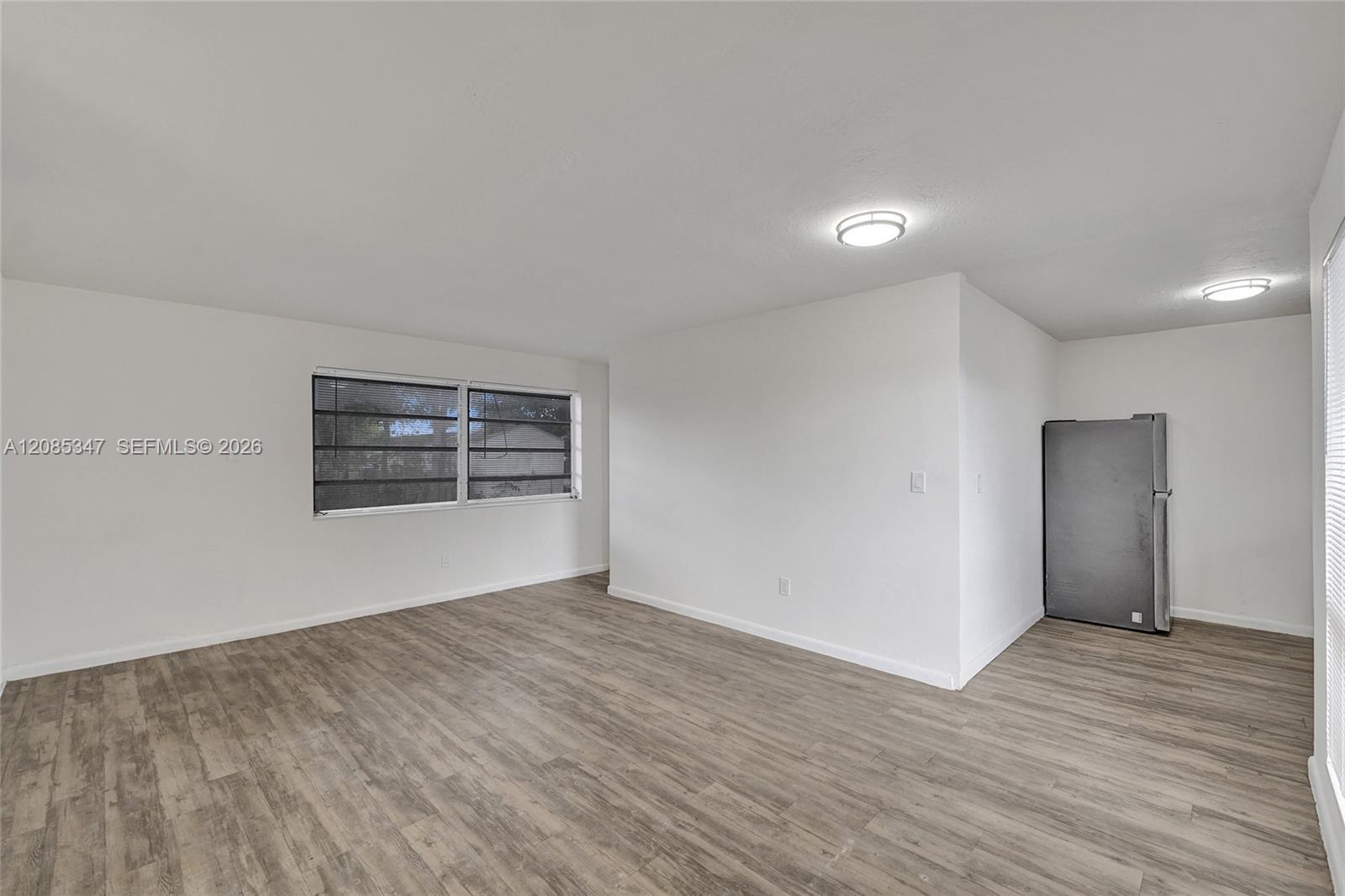 3751 NW 25th St, Lauderdale Lakes FL 33311 photo 2