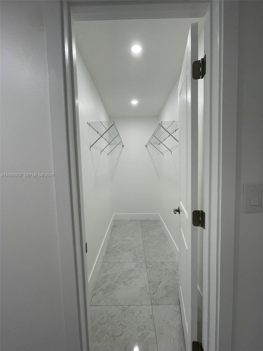 6070 W 19th Ave # 316, Hialeah FL 33012 photo 4