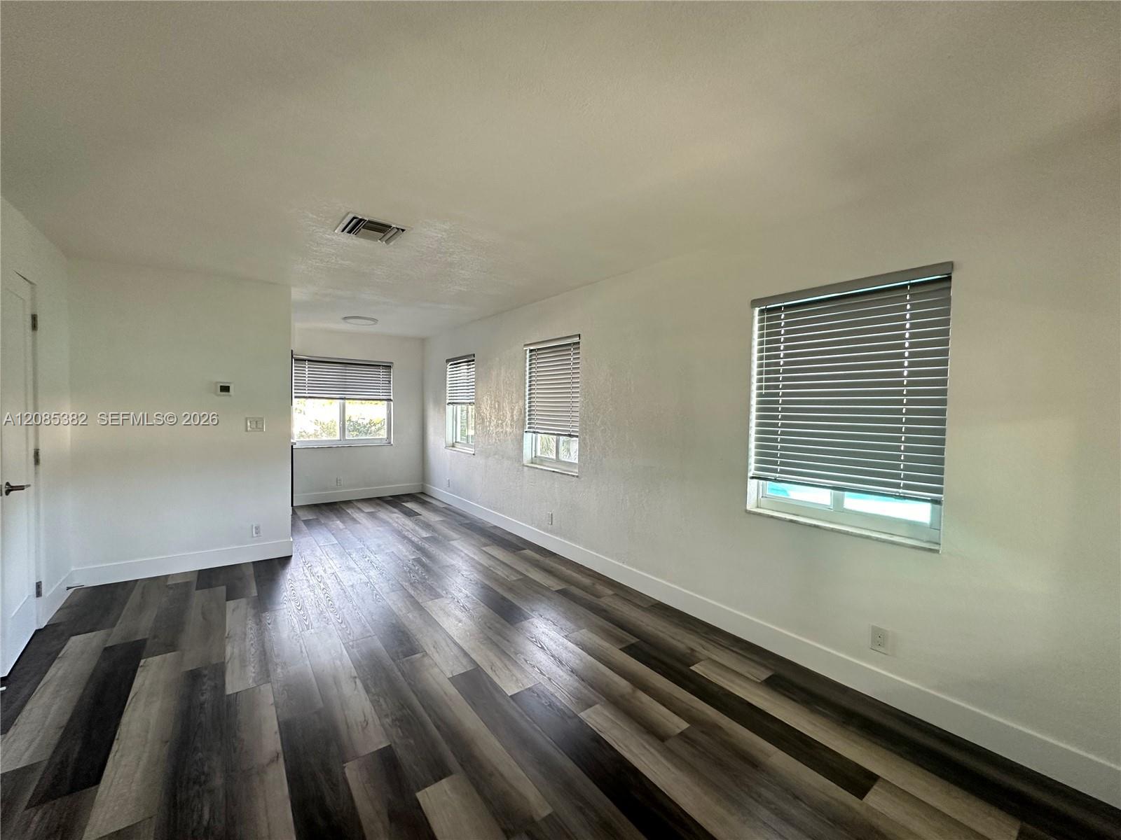 913 NE 17th St # 9, Fort Lauderdale FL 33305 photo 5