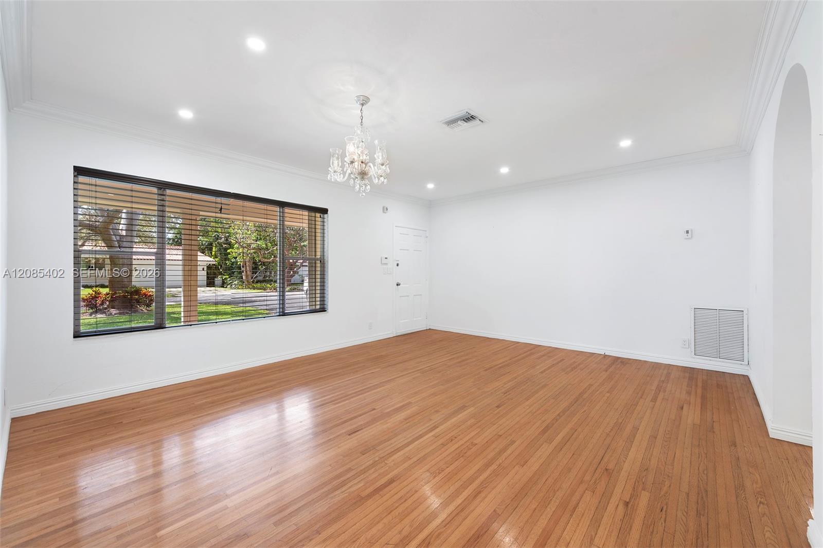 921 Alava Ave, Coral Gables FL 33146 photo 5