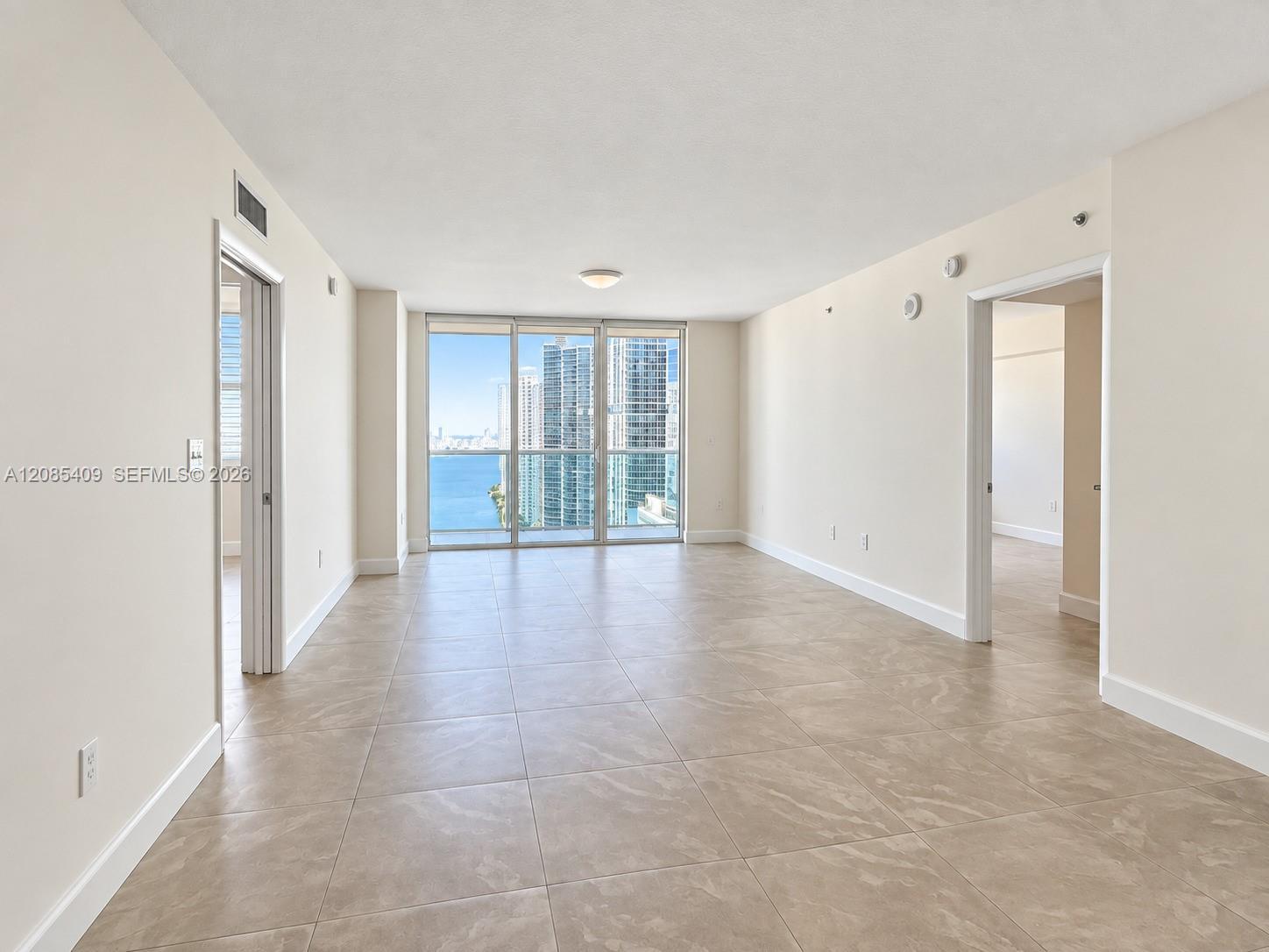 31 SE 5th St # 2808, Miami FL 33131 photo 4