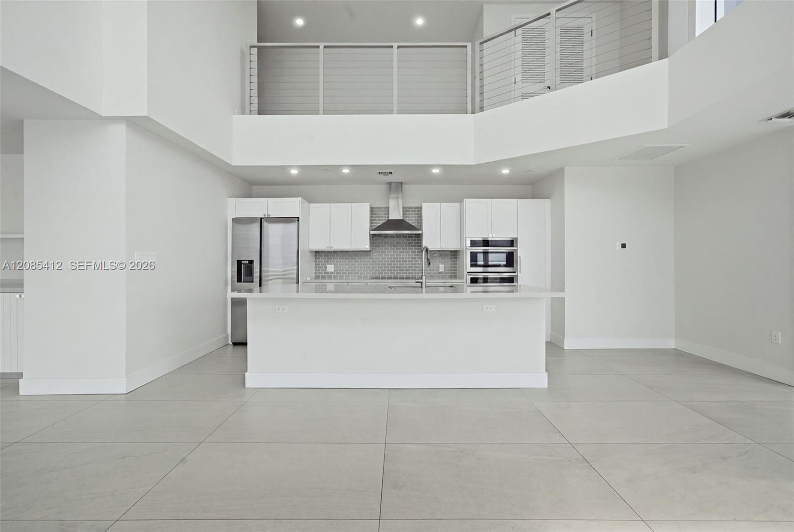 555 NE 34th St, Miami FL 33137 photo 4