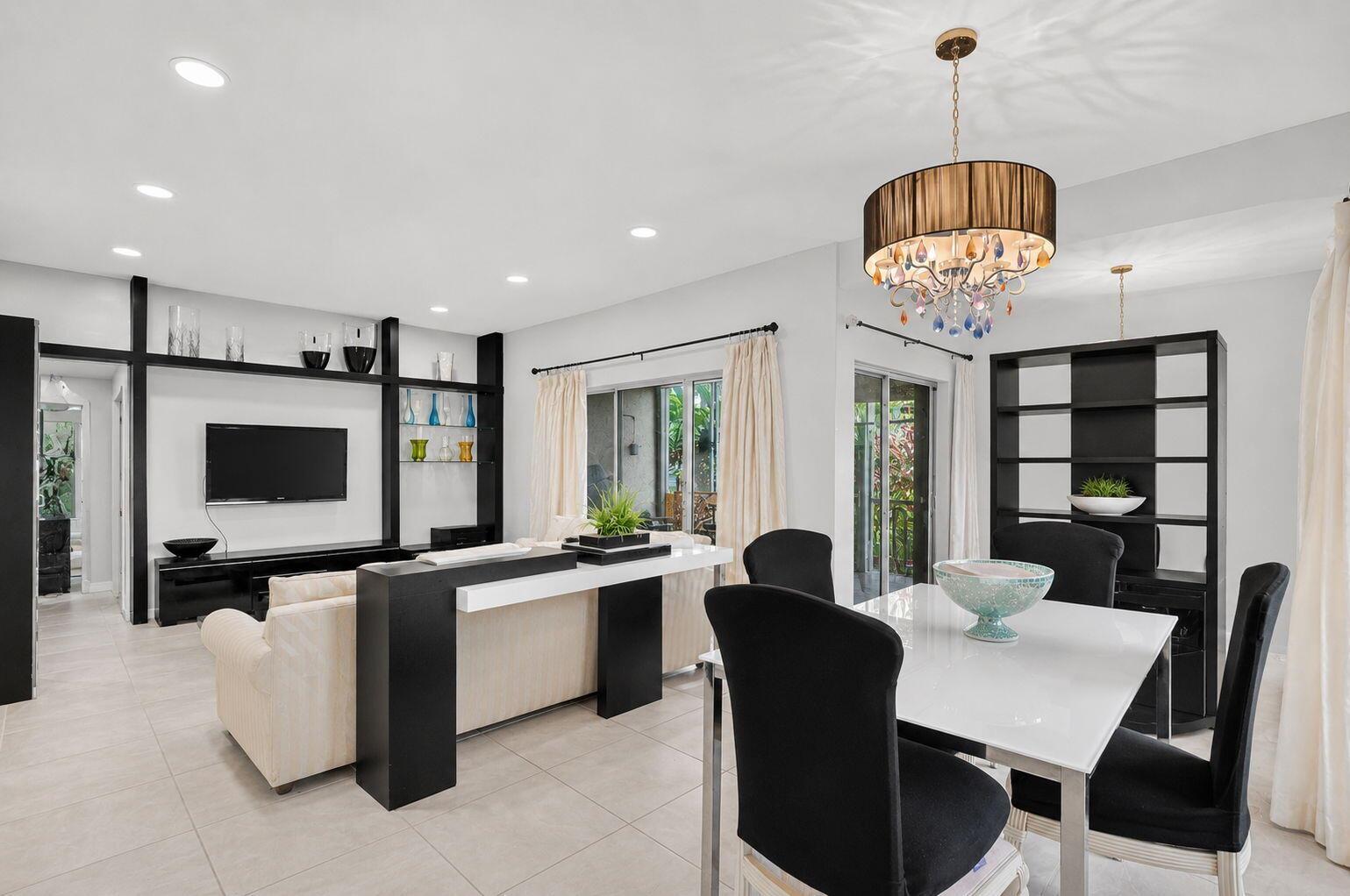6487 Via Regina, Boca Raton FL 33433