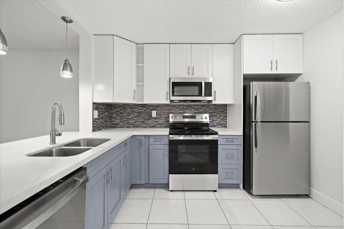 3000 NW 42nd Avenue # B201, Coconut Creek FL 33066 photo 4