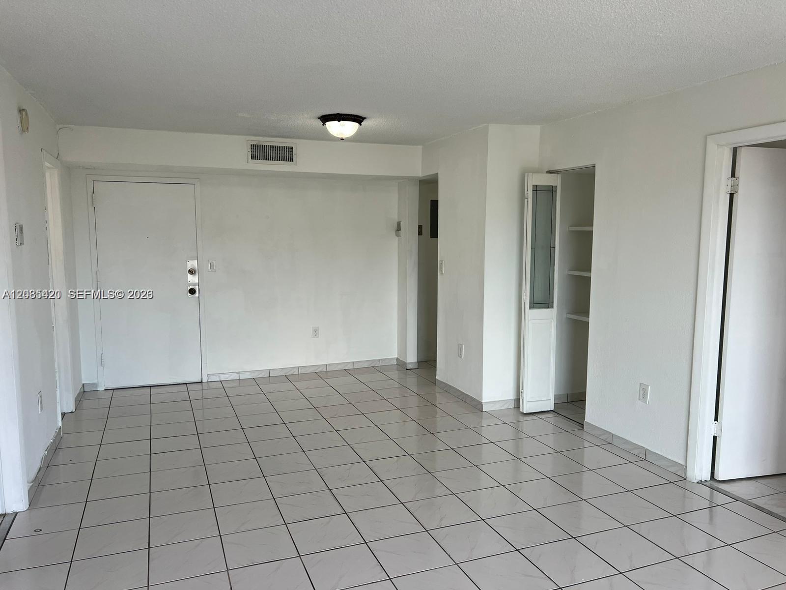 4717 NW 7th St # 10, Miami FL 33126 photo 2