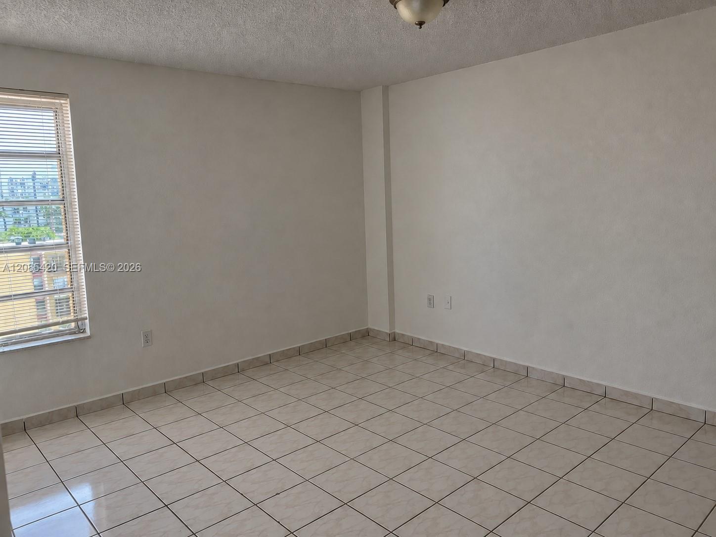 4717 NW 7th St # 10, Miami FL 33126 photo 4