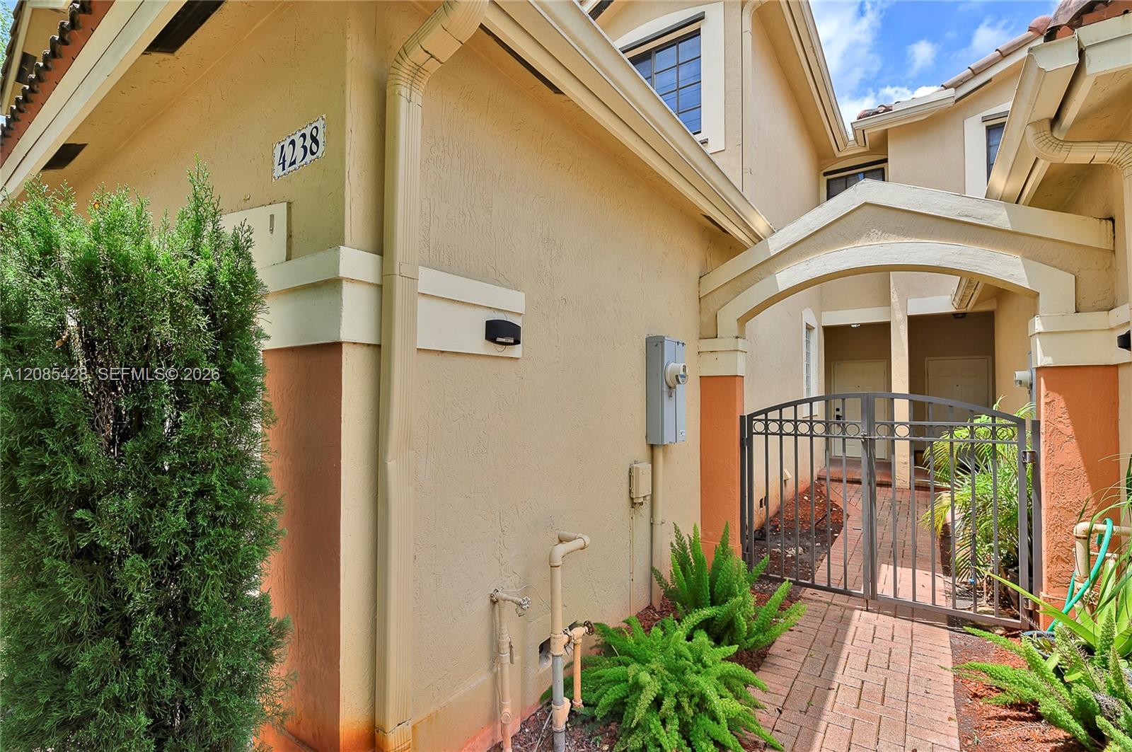 4238 Vineyard Cir # 4238, Weston FL 33332 photo 2