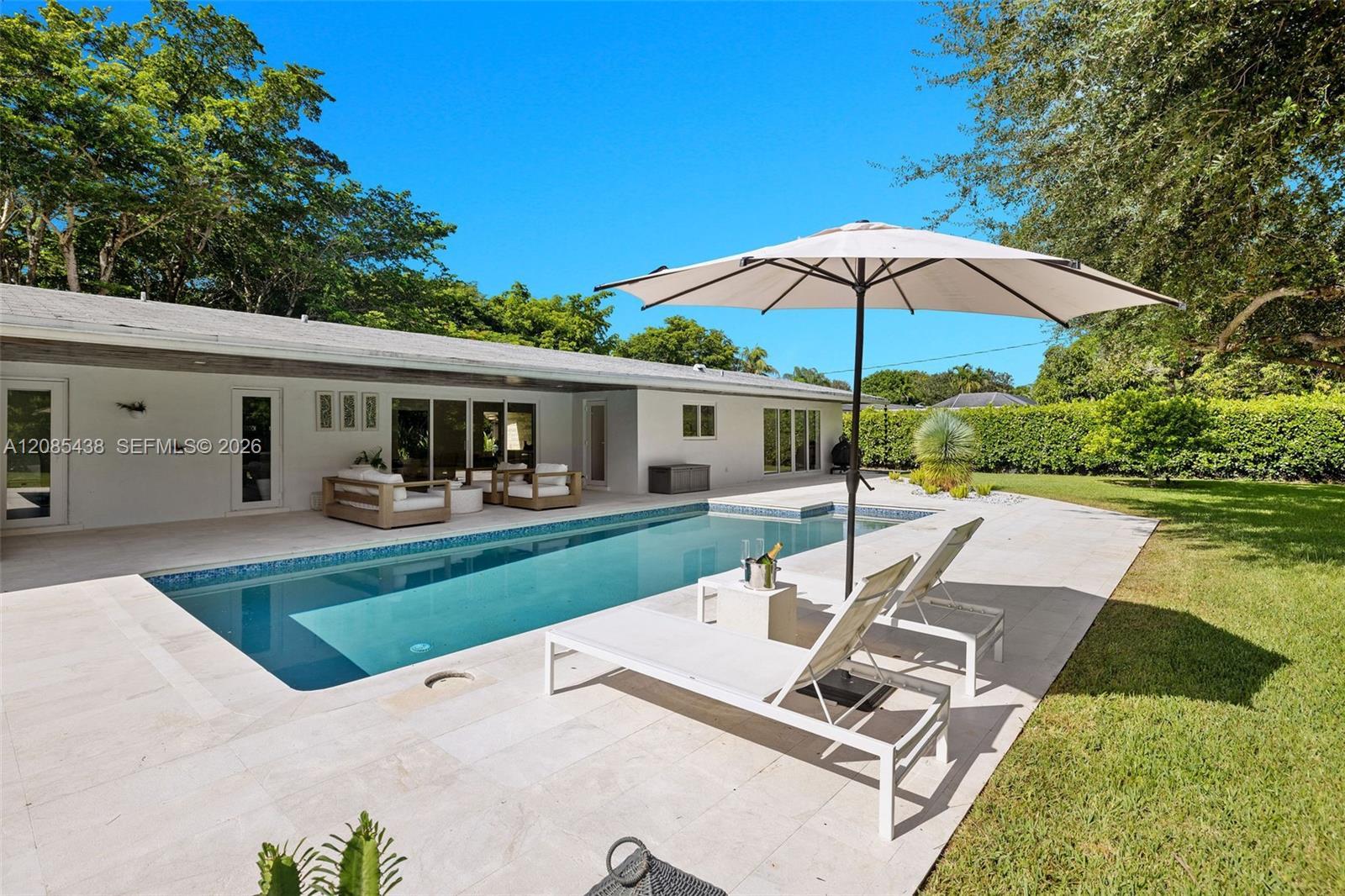 7421 SW 131st St, Pinecrest FL 33156 photo 3