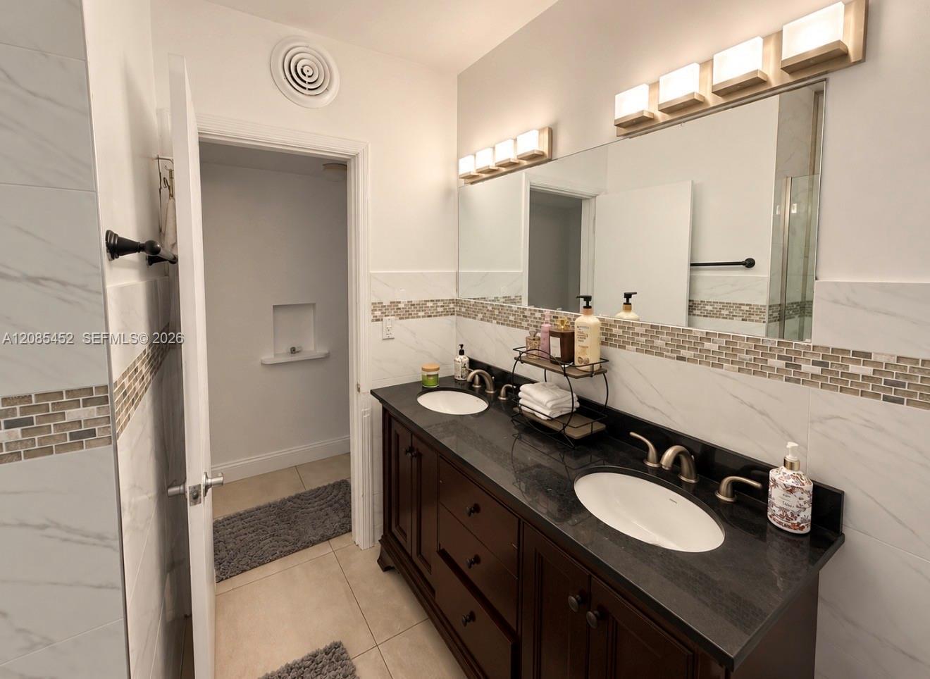 1721 SW 14th St # 1721, Miami FL 33145 photo 2