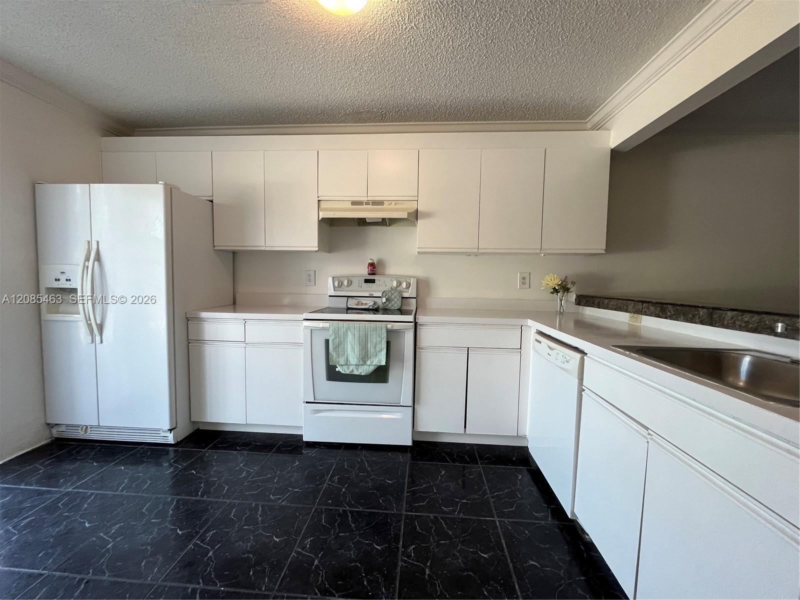 781 Crystal Lake Dr # 781, Deerfield Beach FL 33064 photo 5