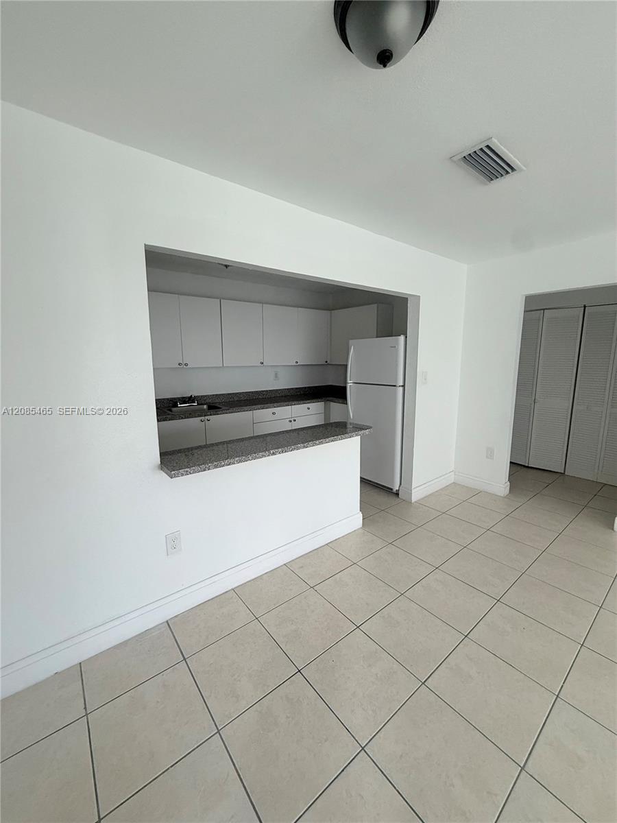 615 NW 177th St # 207, Miami Gardens FL 33169 photo 2