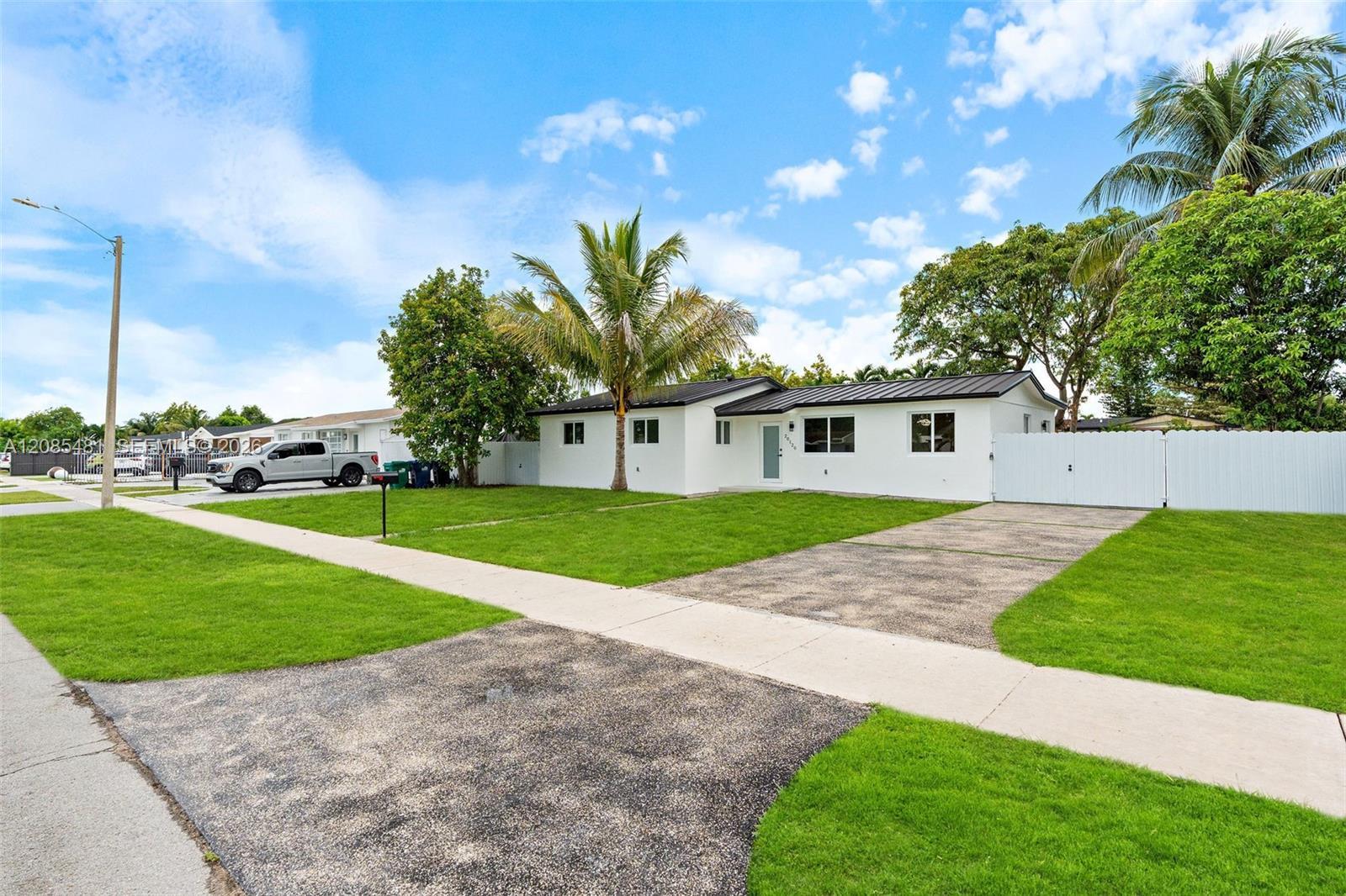 20120 SW 117th Ct, Miami FL 33177 photo 2