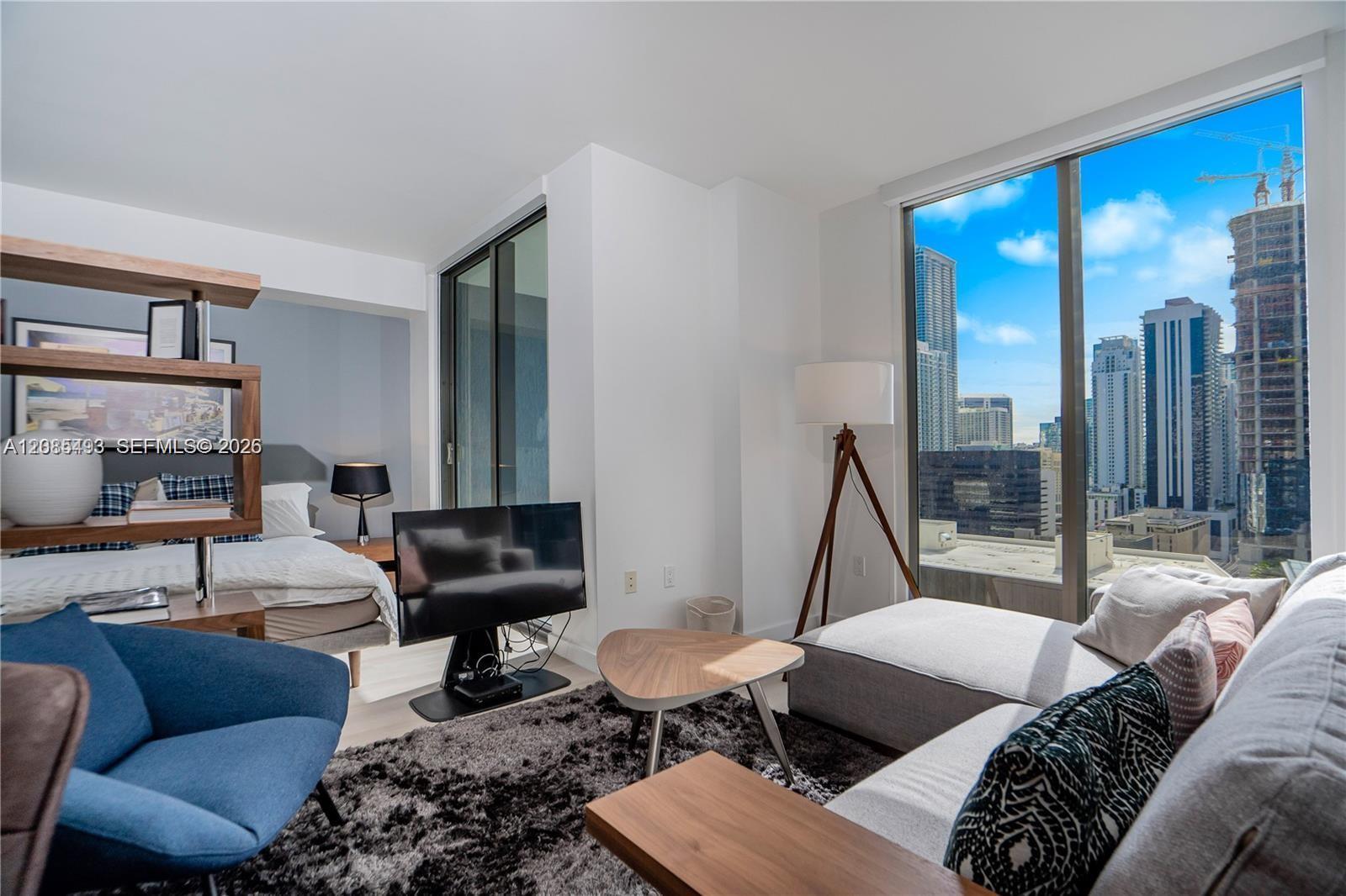 31 SE 6th St # 2205, Miami FL 33131