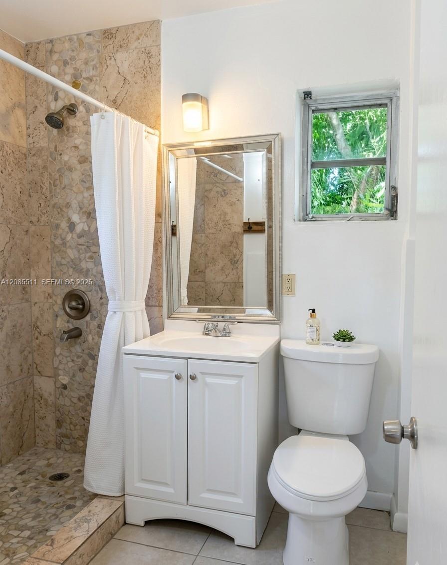 2463 Dewey St # 2, Hollywood FL 33020 photo 4